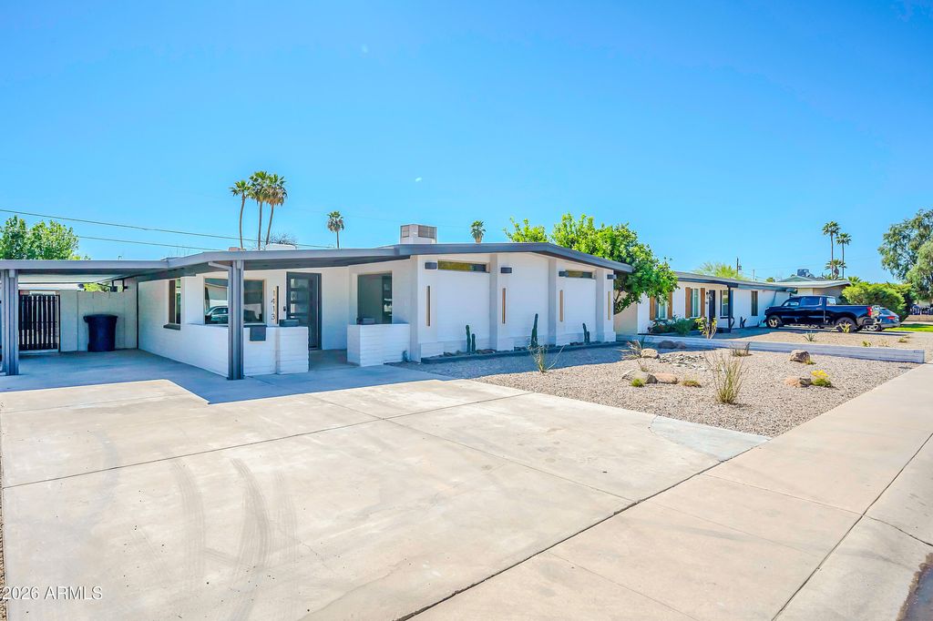 Photo of 1413 E Wesleyan Drive, Tempe, AZ 85282 (MLS # 6996120)