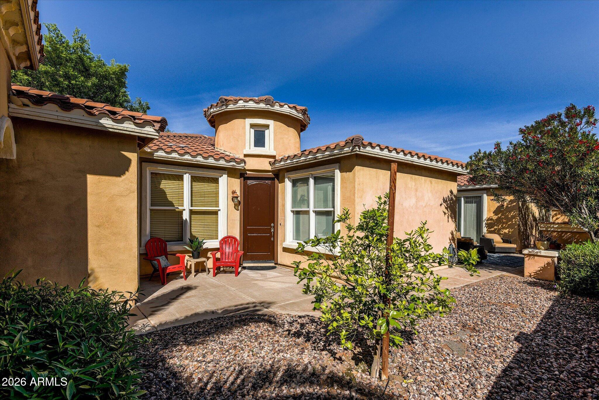 2312 E DOGWOOD Drive