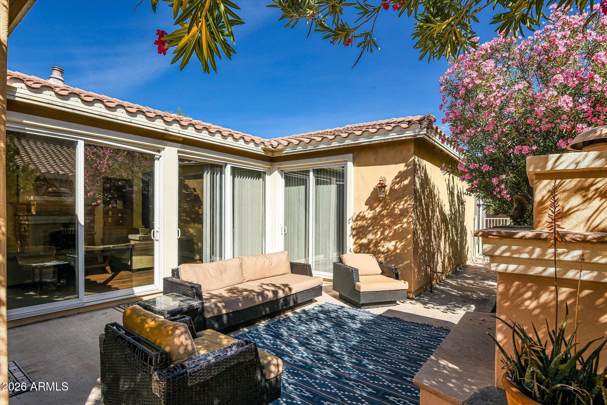 2312 E DOGWOOD Drive