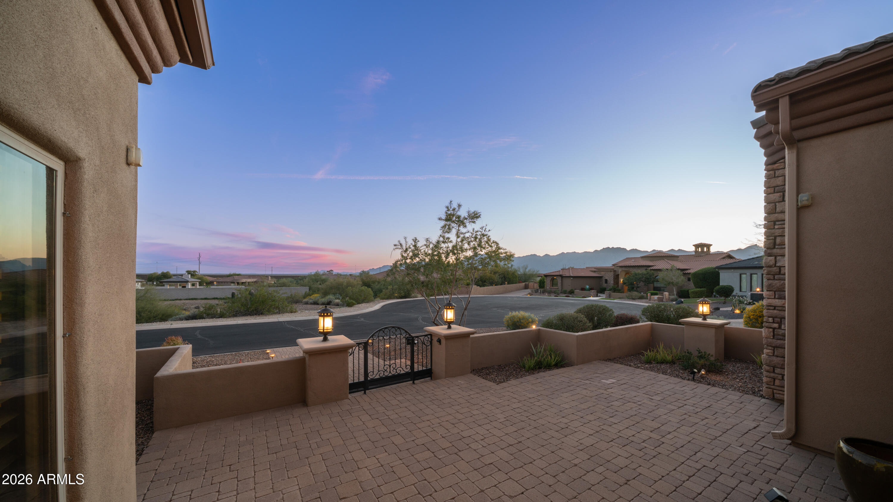 3110 W GLENHAVEN Drive