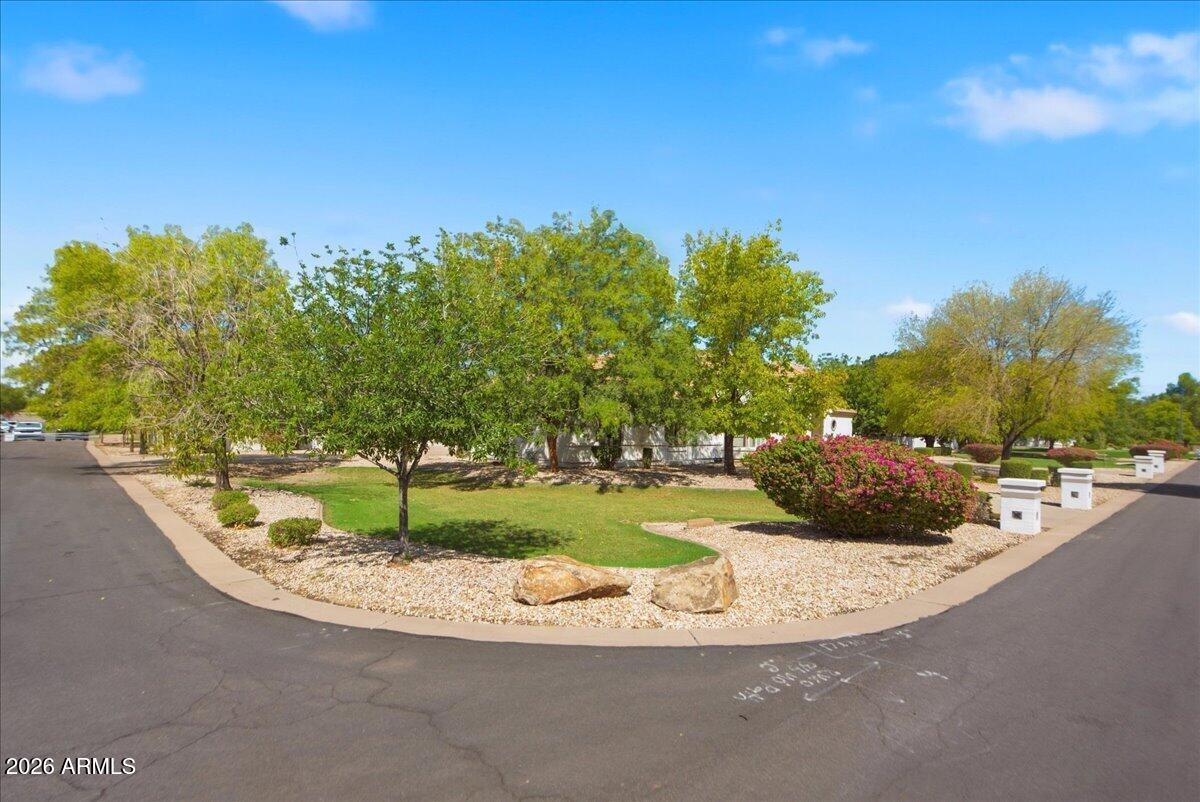 176 S EQUESTRIAN Court