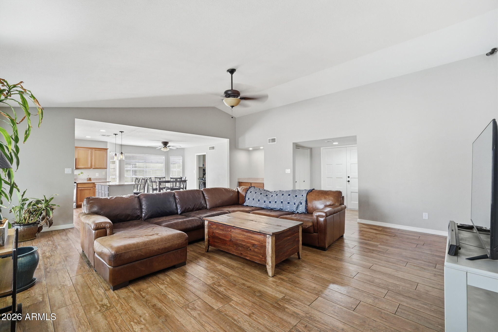 1825 N APACHE Drive