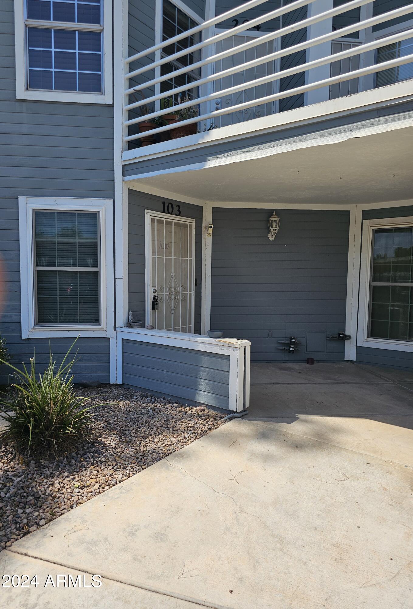 View Mesa, AZ 85201 townhome