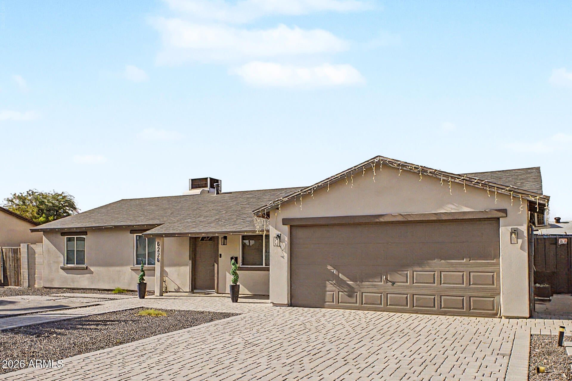 6226 W ALMERIA Road