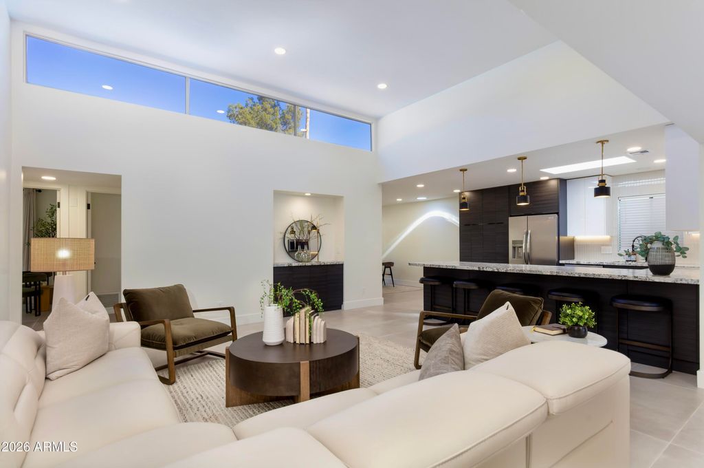 Photo of 8746 E Via De Viva Street, Scottsdale, AZ 85258 (MLS # 6998000)