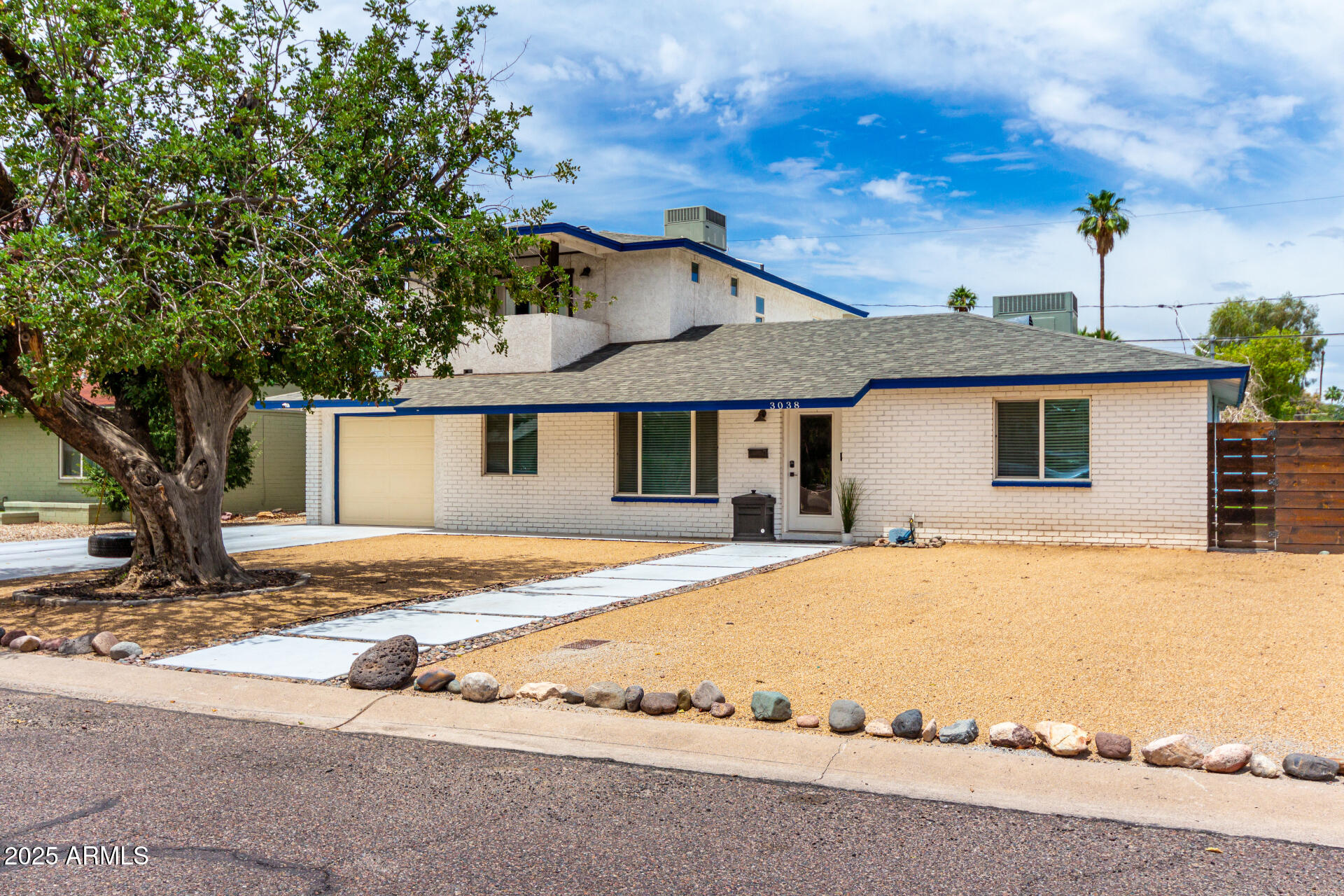 3038 E AVALON Drive