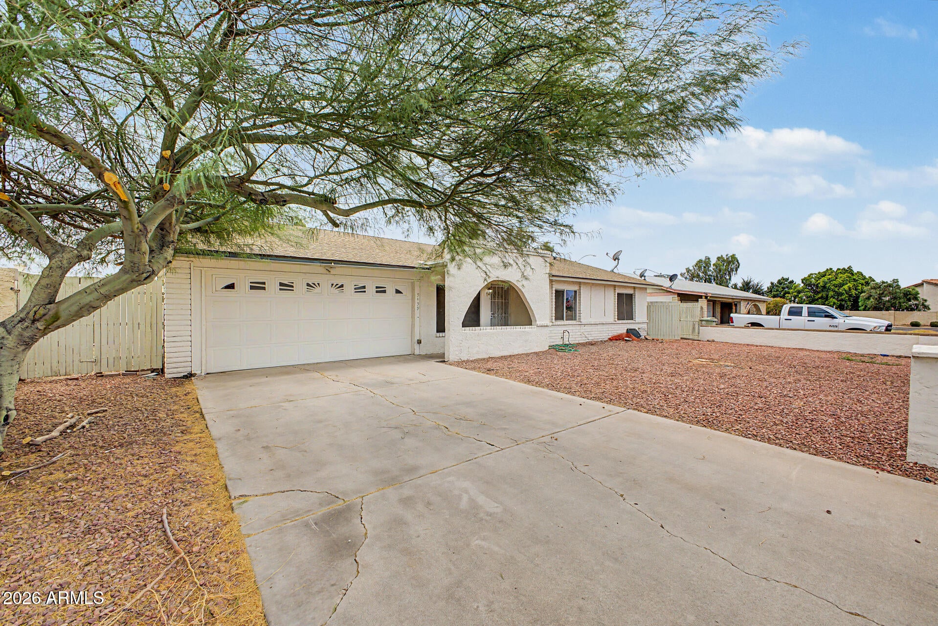 5439 W BECKER Lane