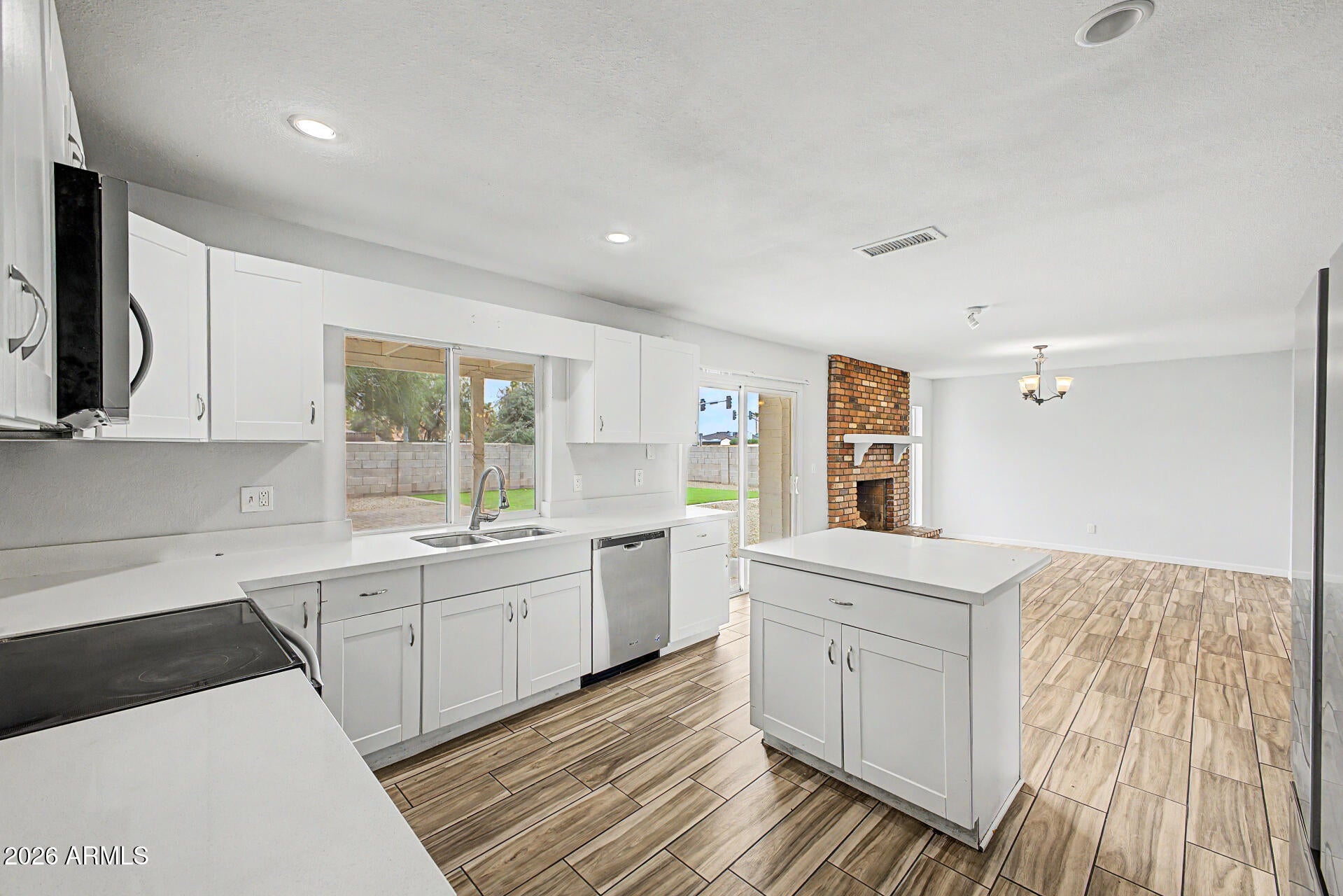 5439 W BECKER Lane