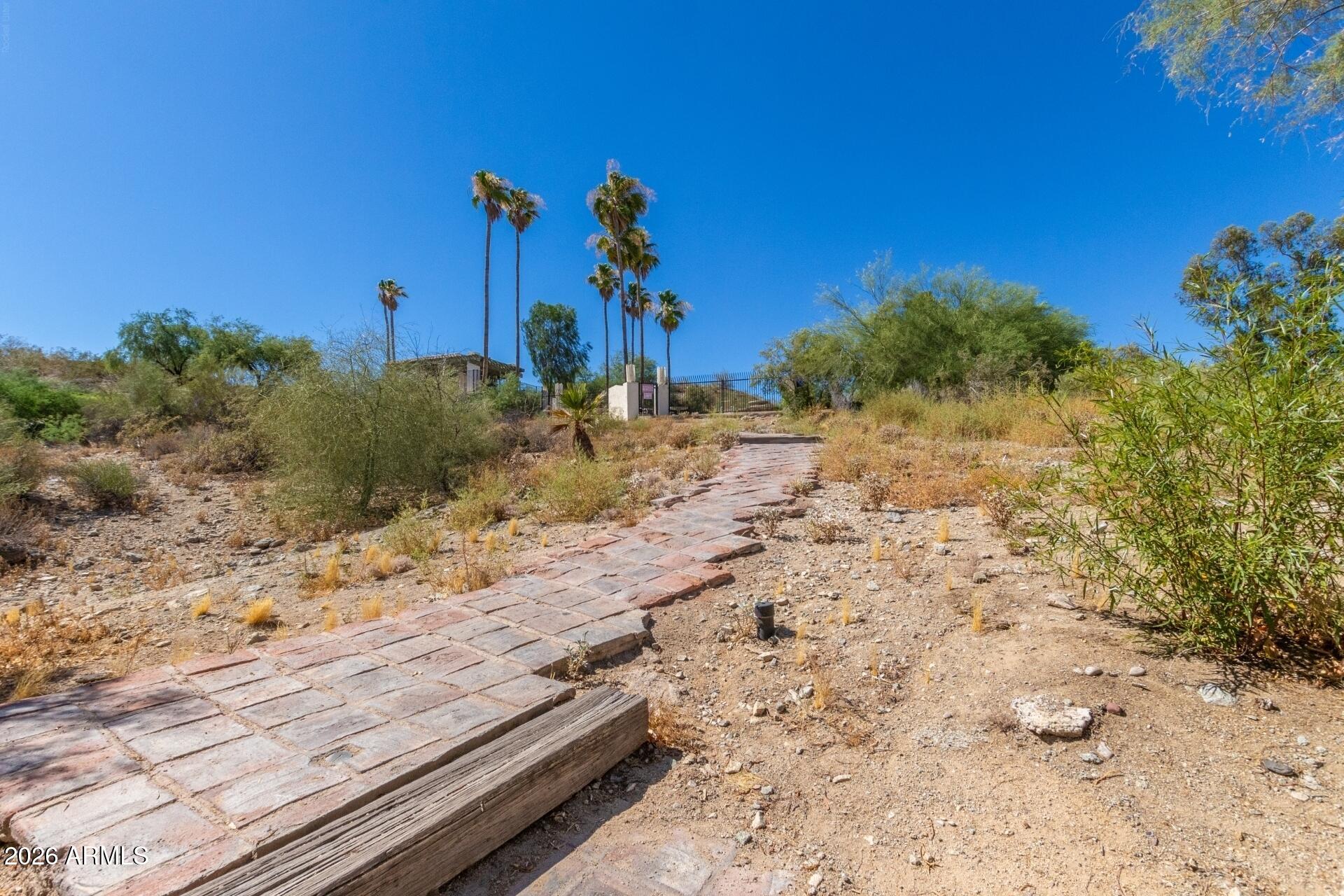 POINTE SOUTH MOUNTAIN UNIT 2 - Residential
