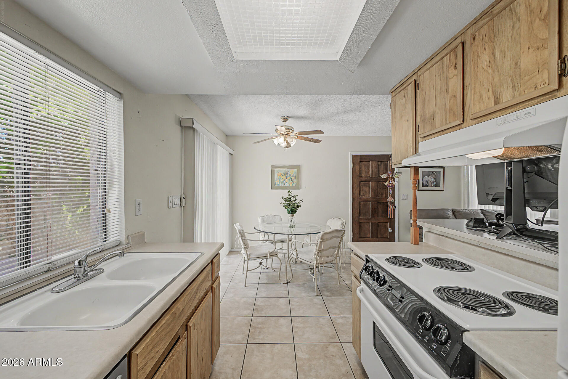 POINTE SOUTH MOUNTAIN UNIT 2 - Residential