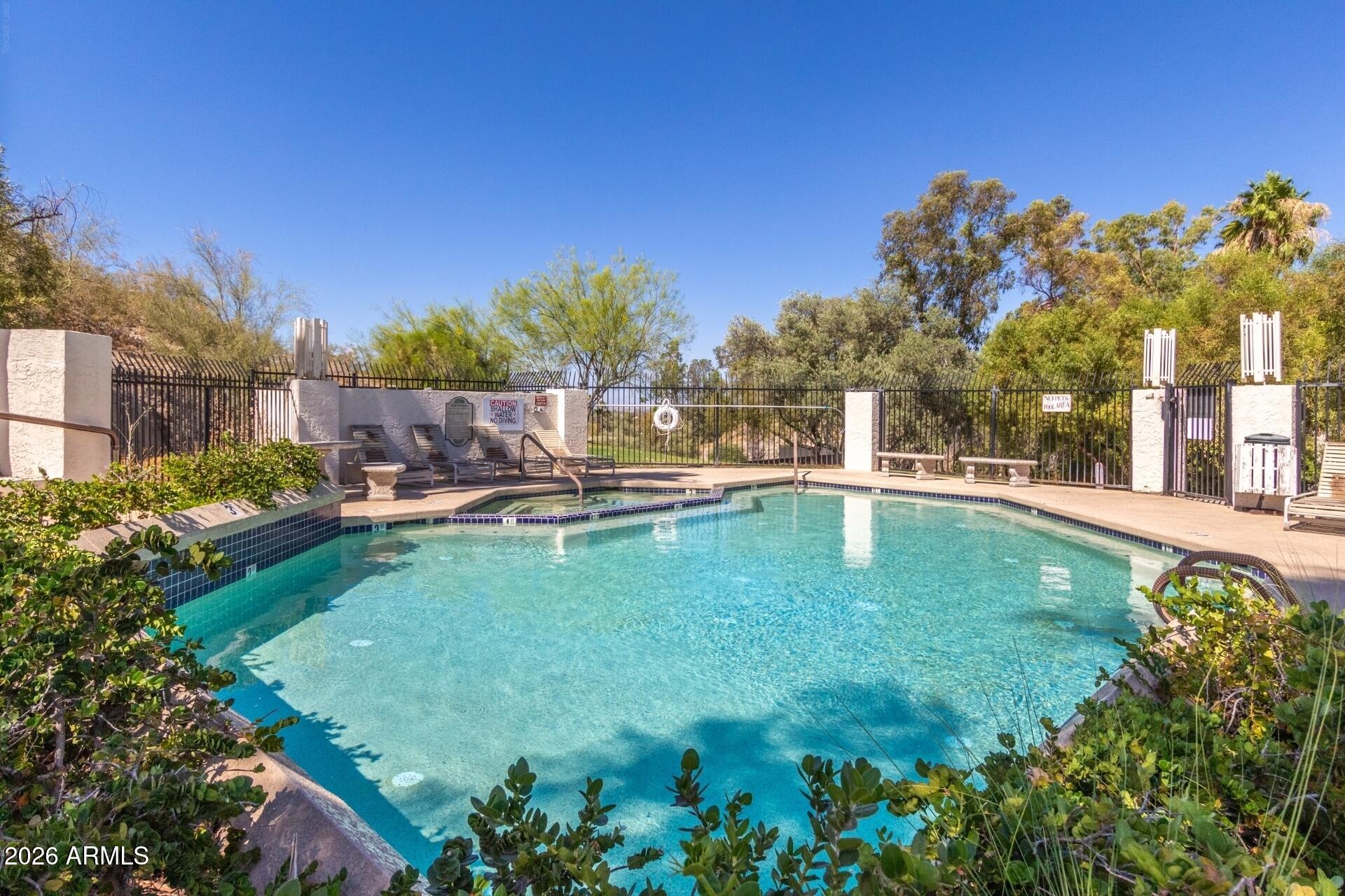 POINTE SOUTH MOUNTAIN UNIT 2 - Residential