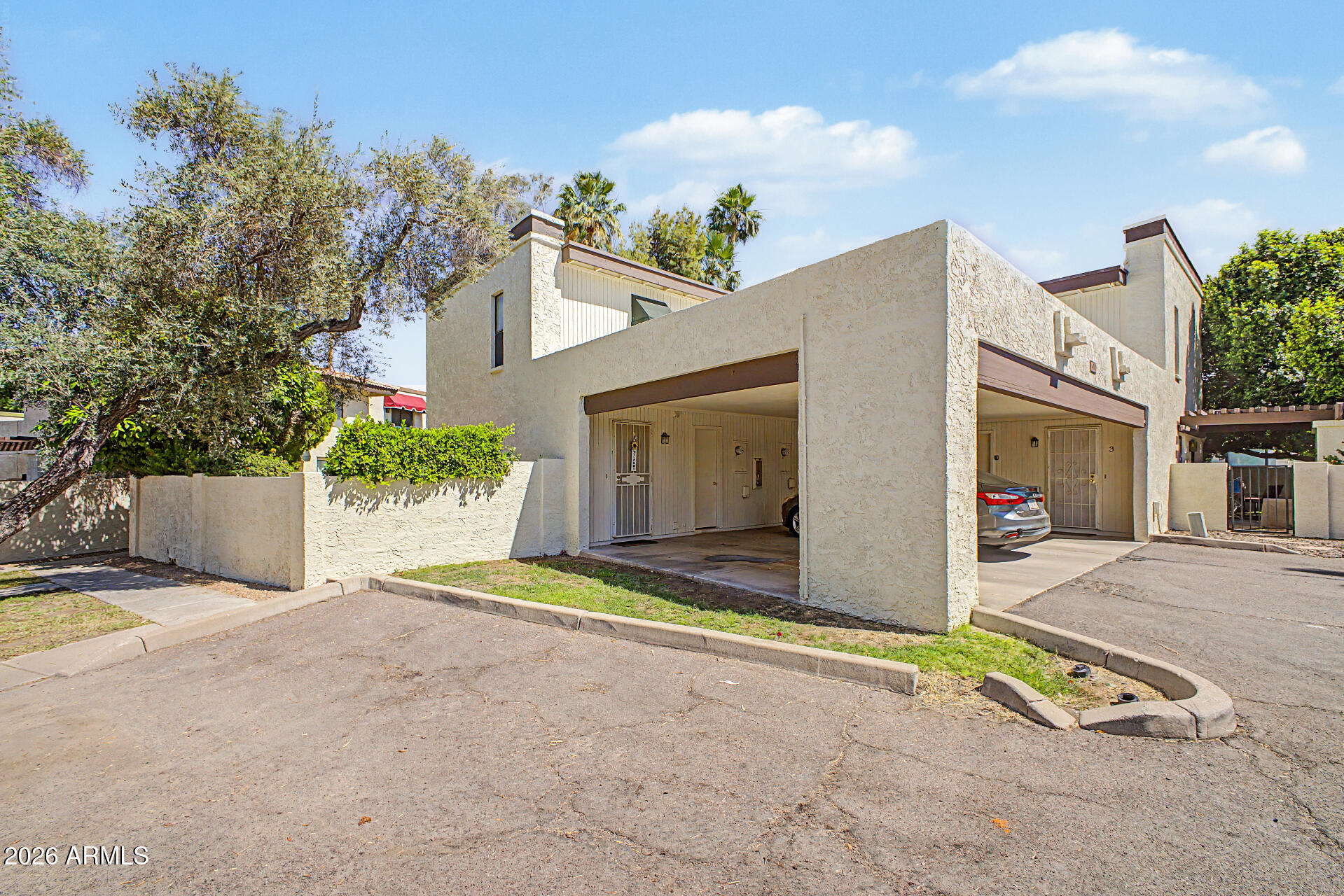POINTE SOUTH MOUNTAIN UNIT 2 - Residential