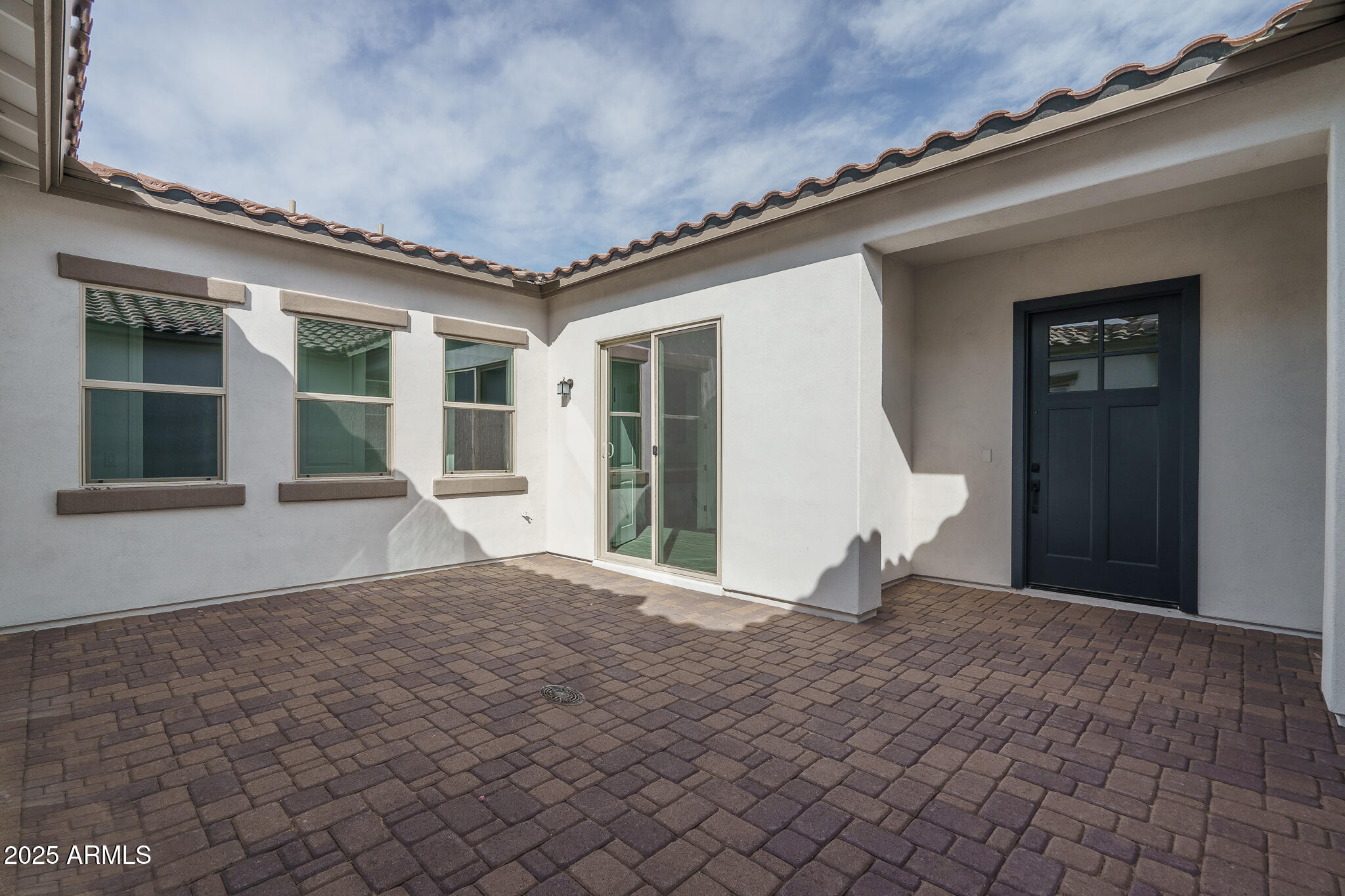 18564 W CATHEDRAL ROCK Drive