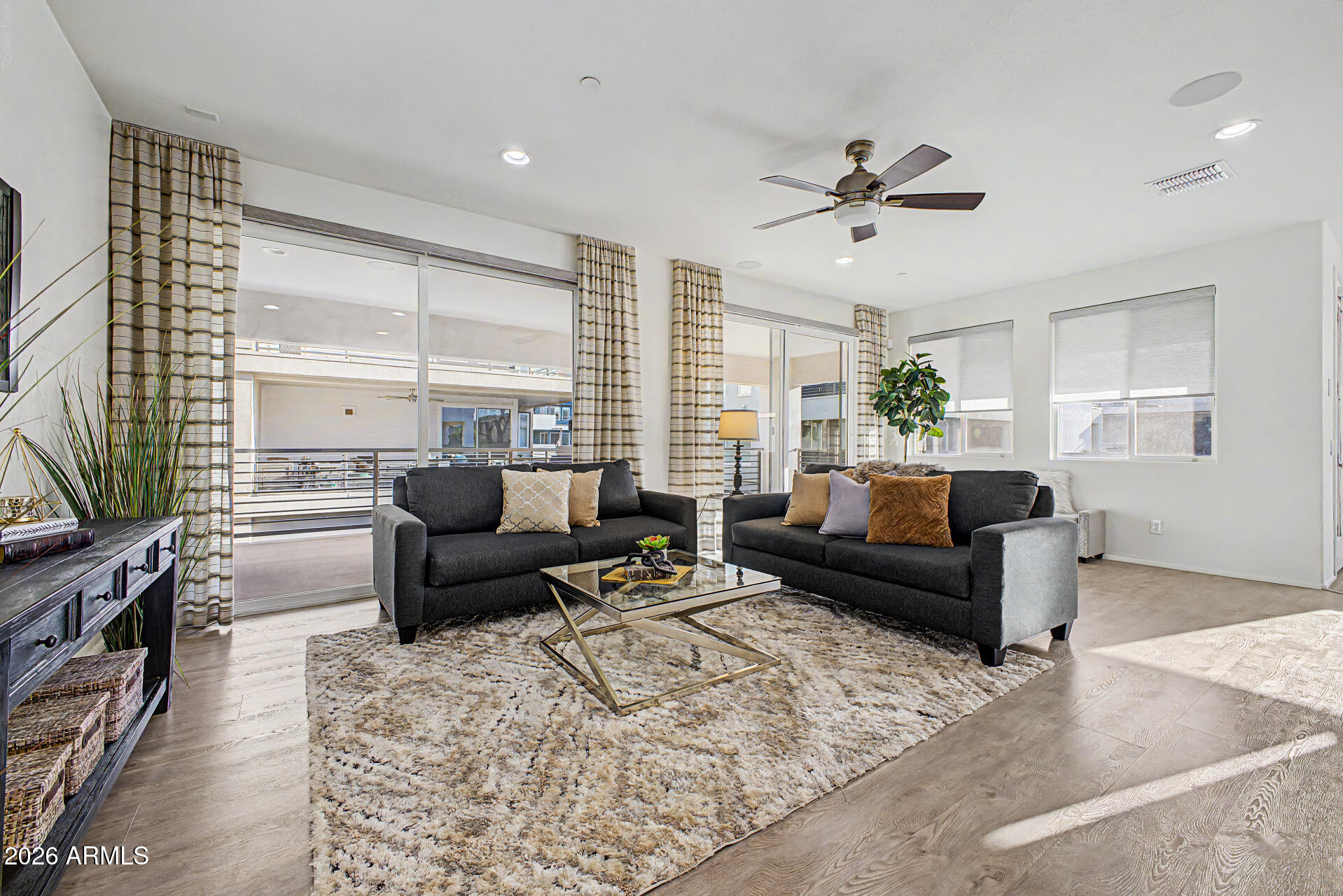 1250 N Abbey Lane Unit 209