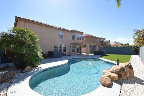 2812 W SUNSHINE BUTTE Drive San Tan Valley AZ 85144