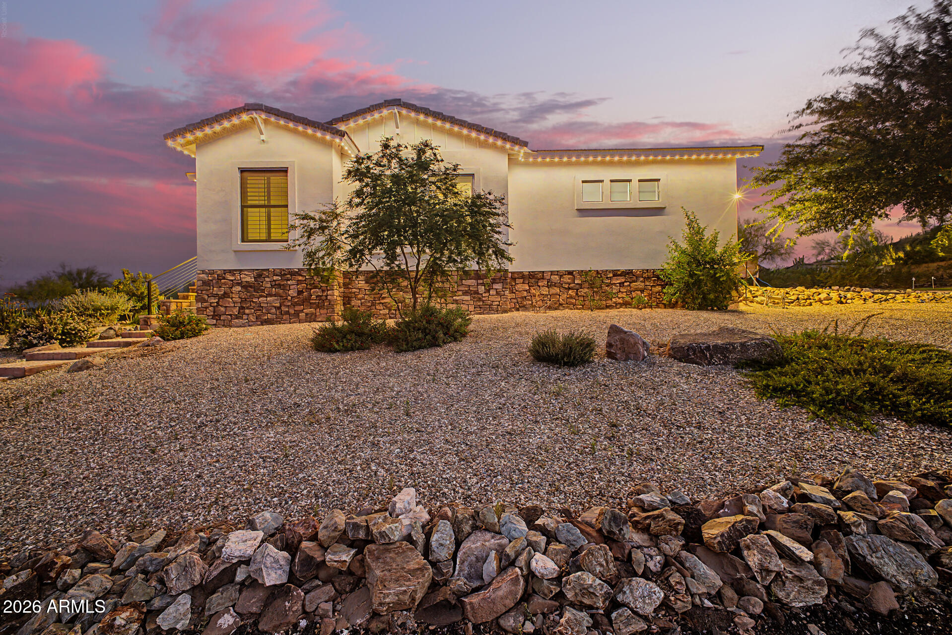 3233 W HORIZON Drive