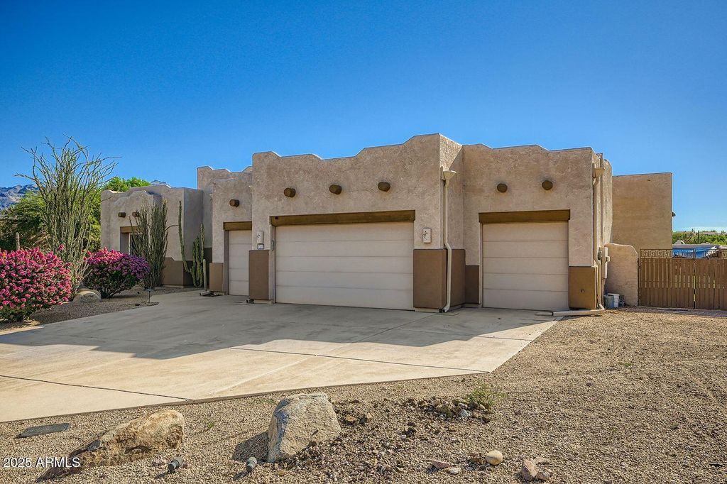 Photo of 8160 E Canyon Estates Circle, Gold Canyon, AZ 85118 (MLS # 6918936)