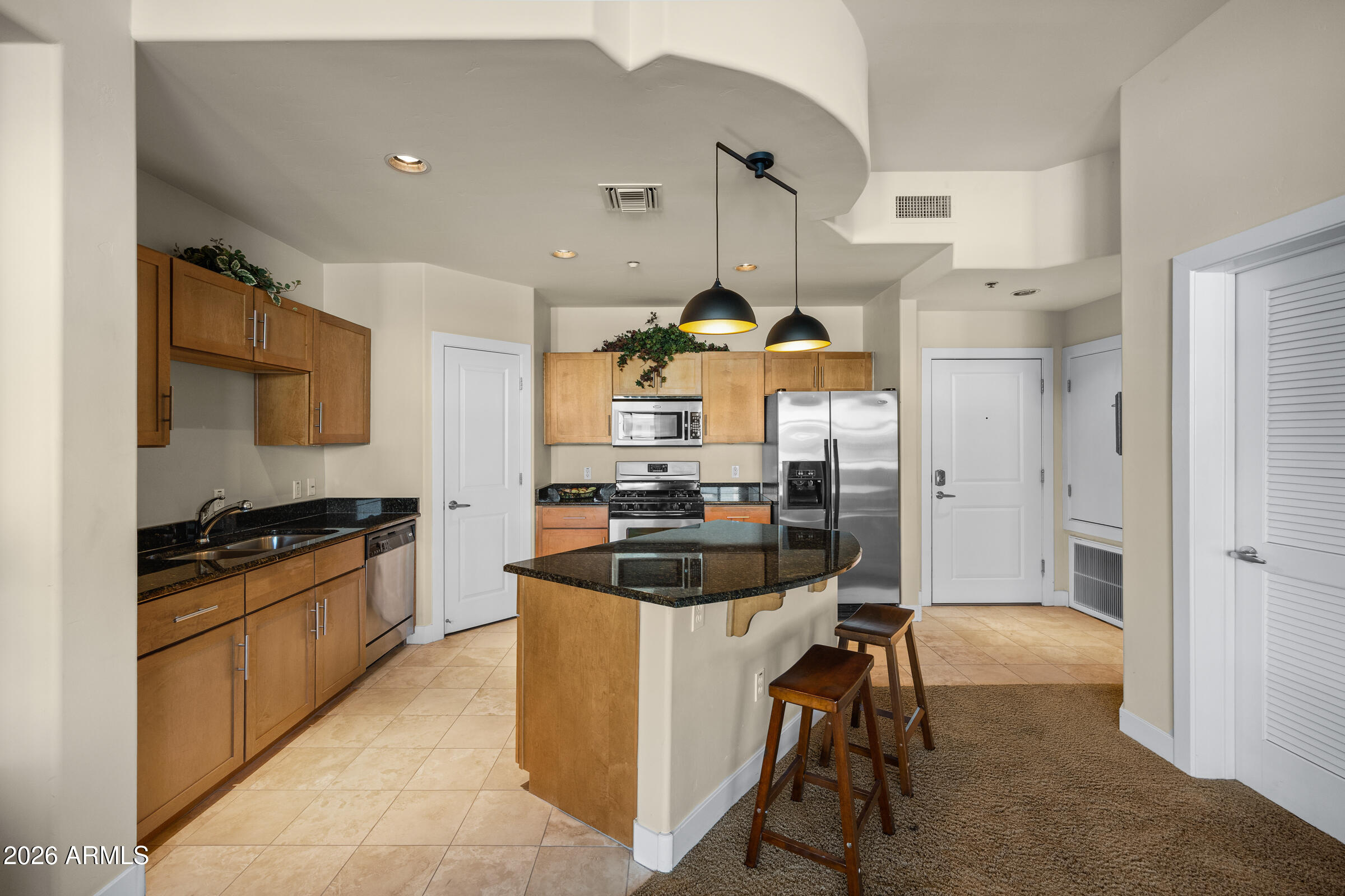 945 E Playa Del Norte Drive 5016