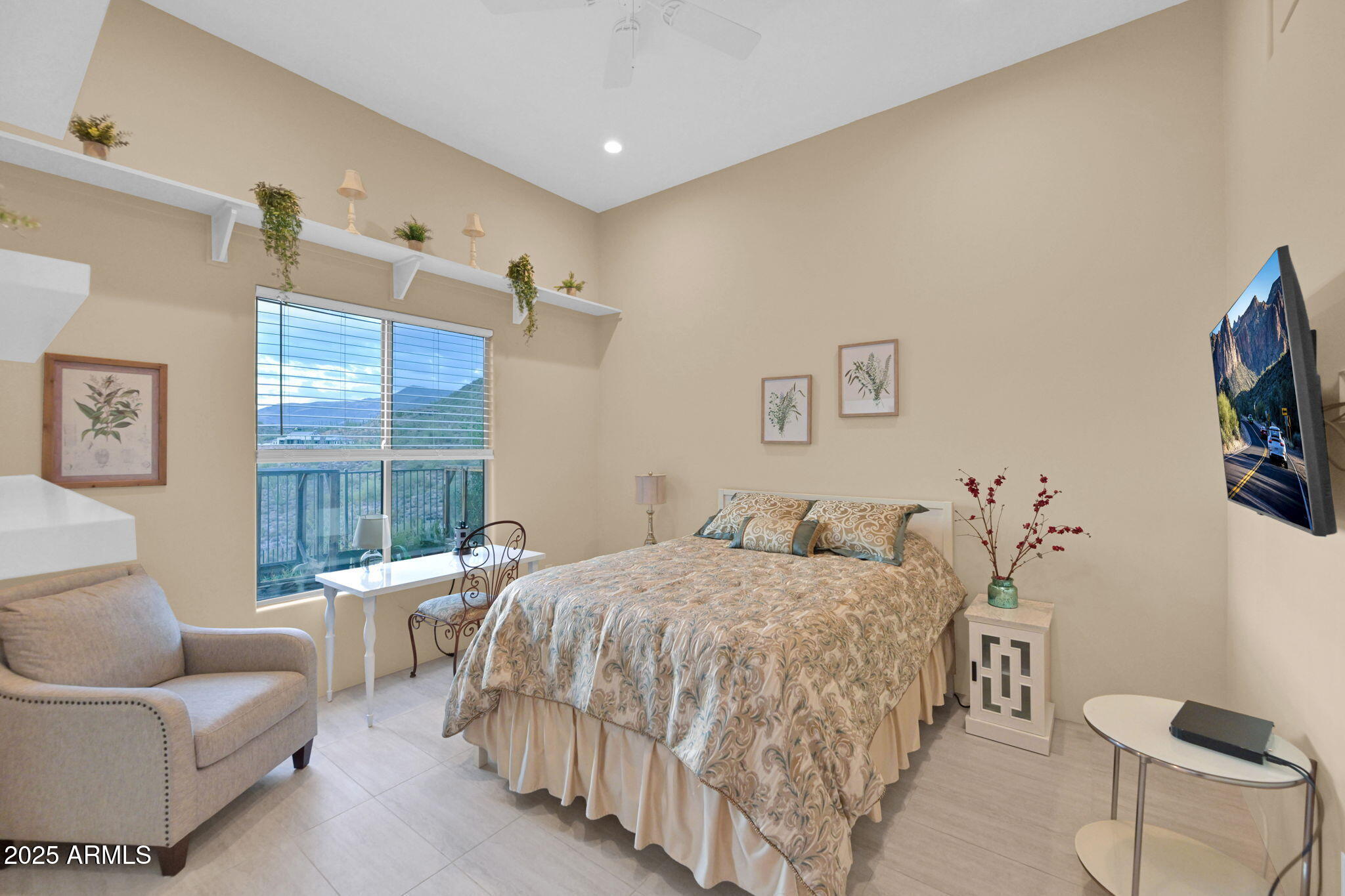 No HOA, Gated Privacy - Residential