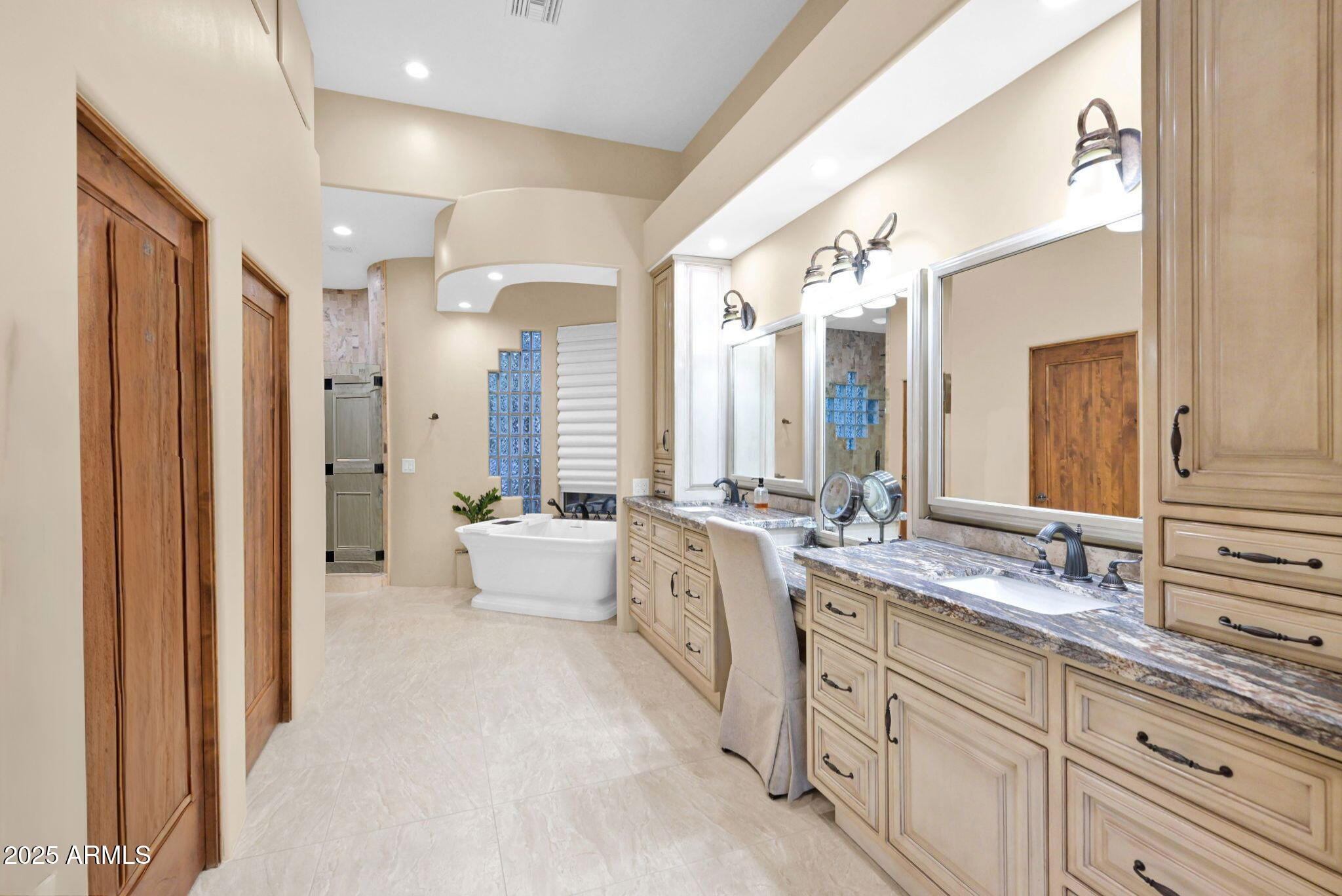 No HOA, Gated Privacy - Residential