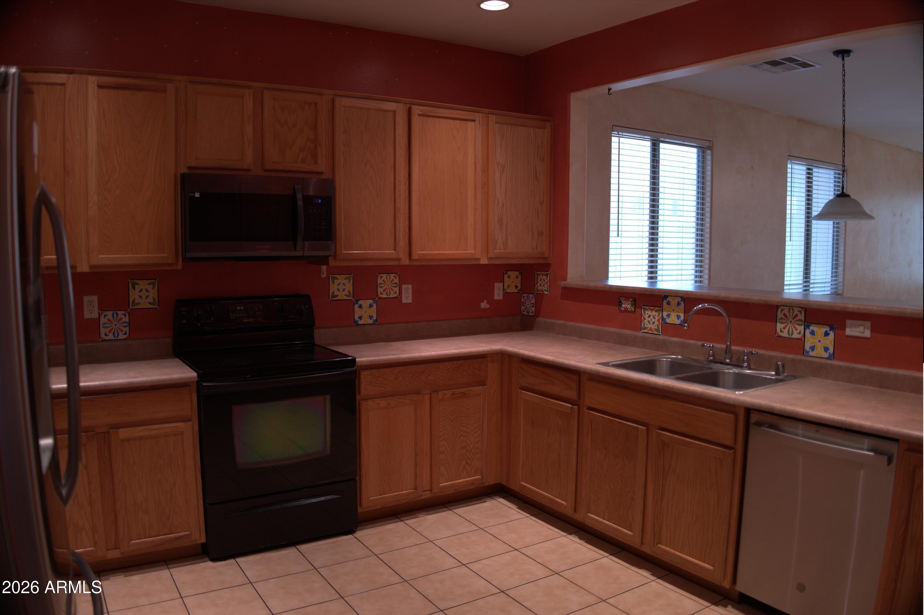 6801 W Maldonado Road