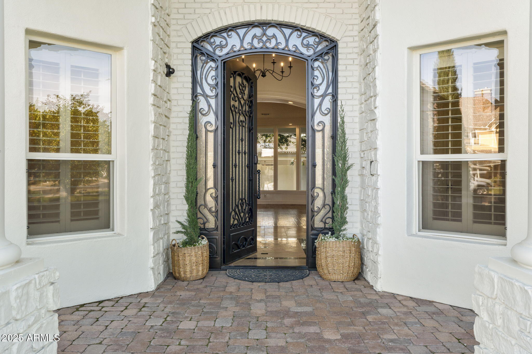 2163 E MALLORY Street