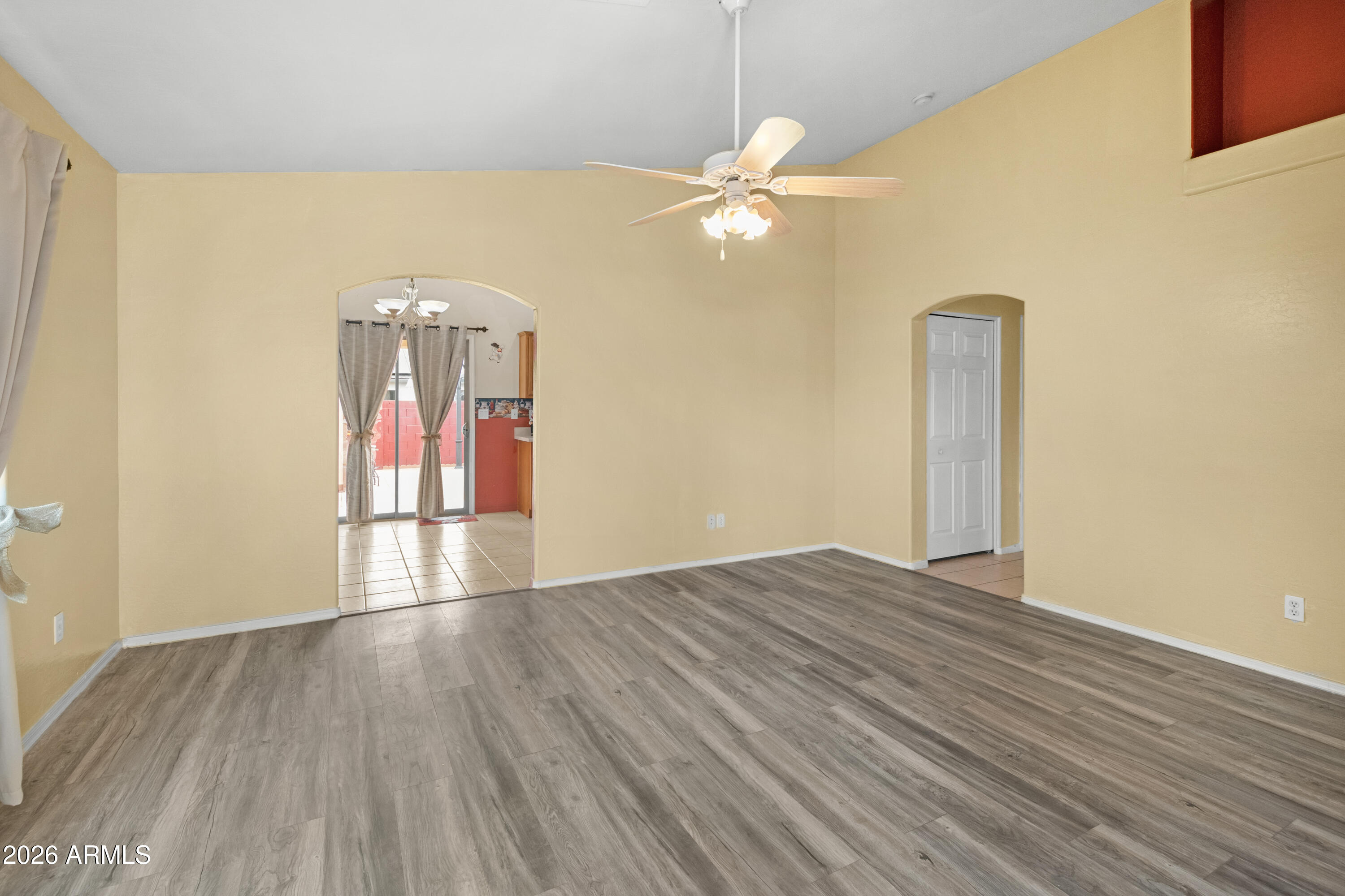 632 W 12TH Street
