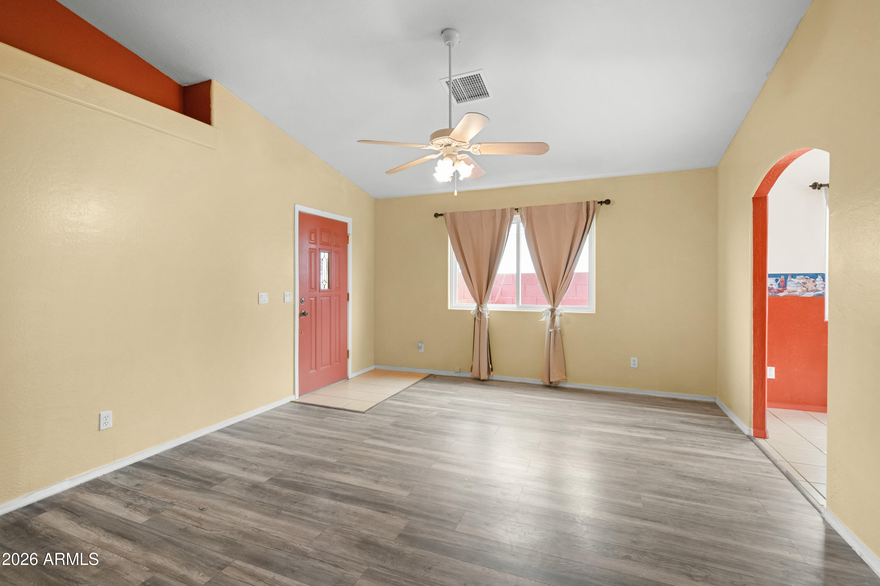 632 W 12TH Street