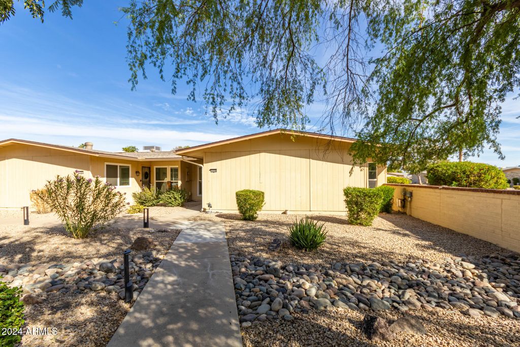 Photo of 13318 W Stonebrook Drive, Sun City West, AZ 85375 (MLS # 6922422)