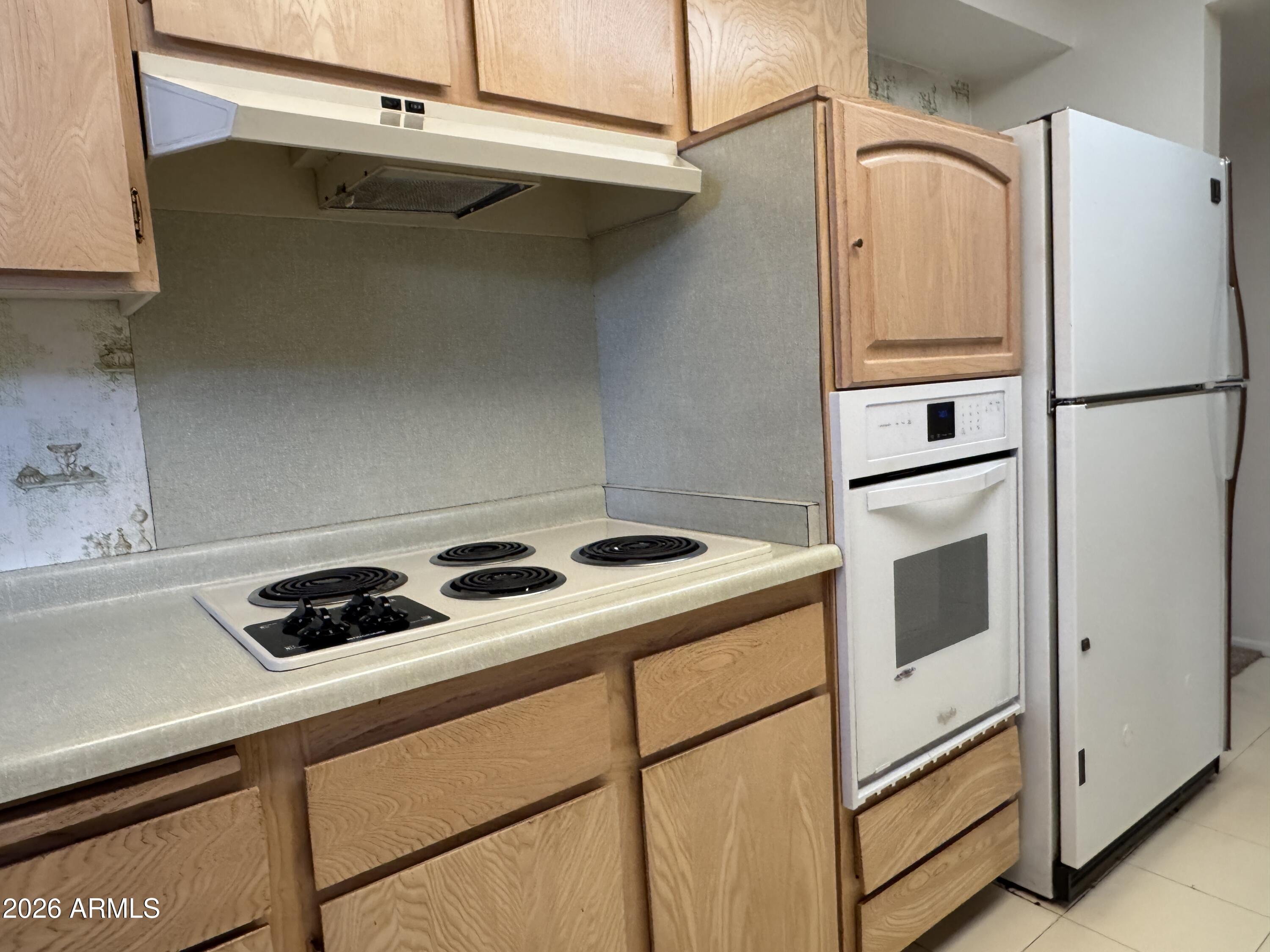 14206 N CROWN POINT Court