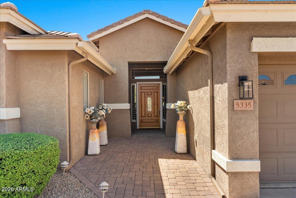 5335 E Thunder Hawk Road