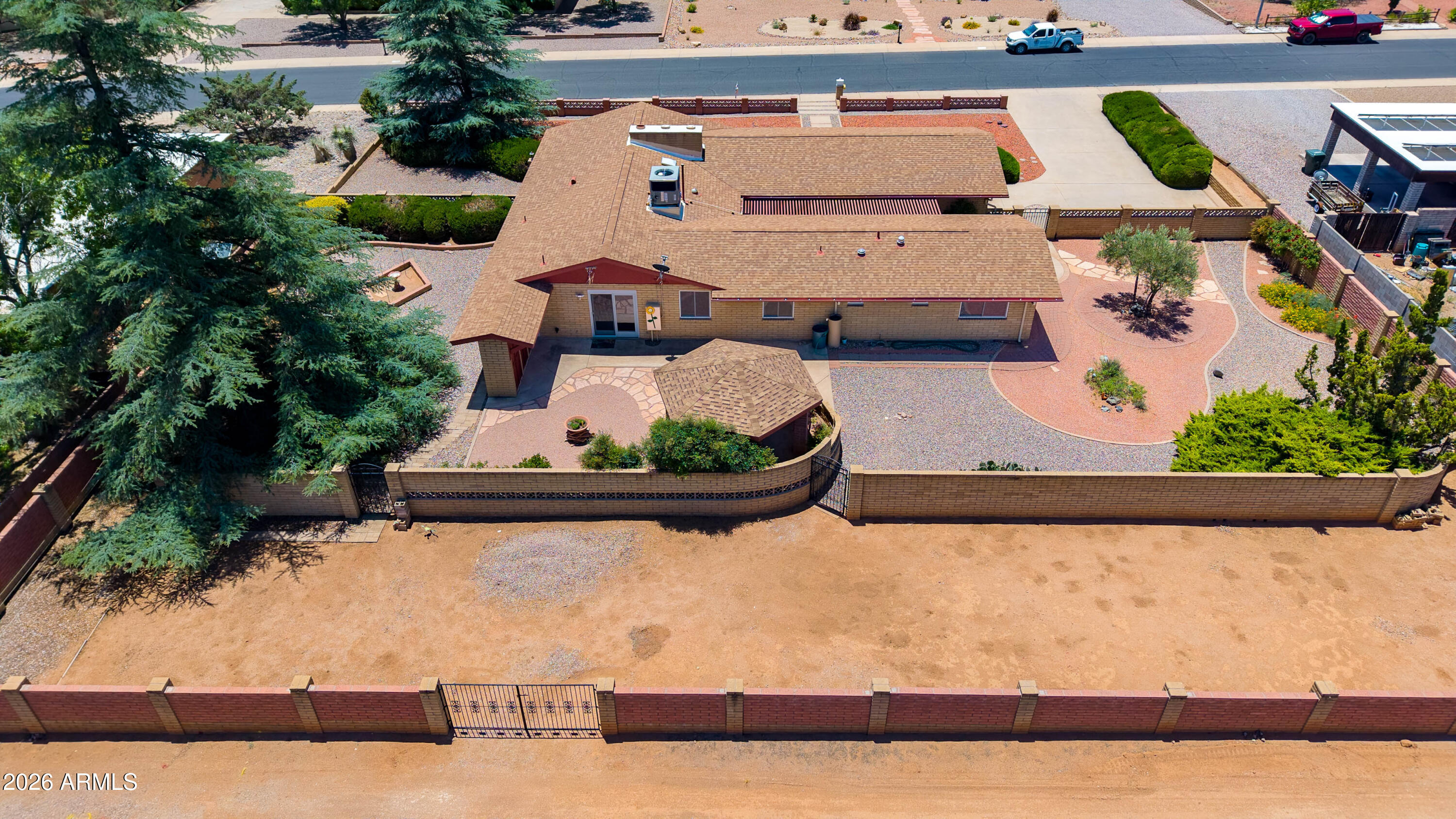1003 CANTERBURY Drive