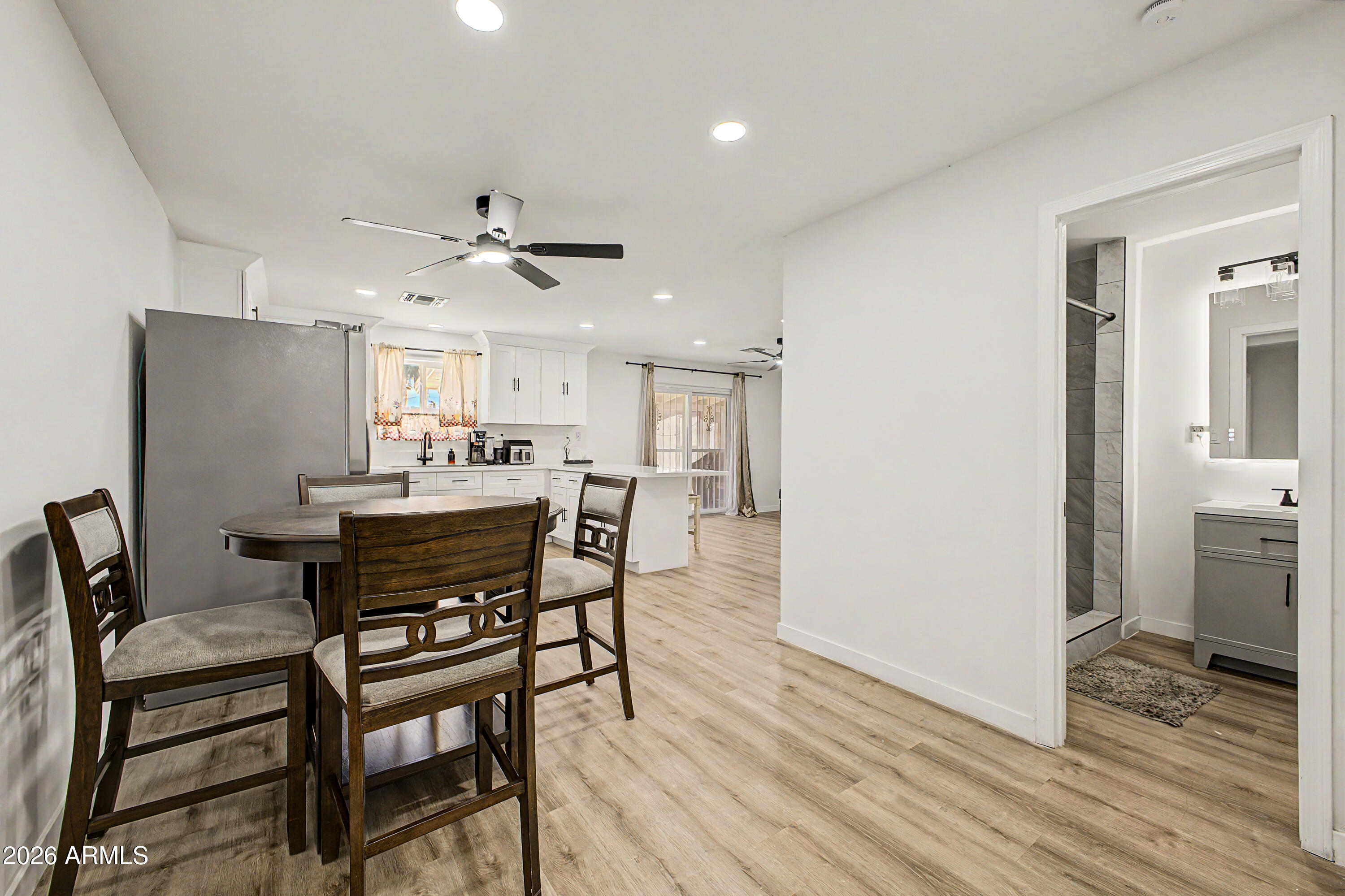 3901 W ELM Street