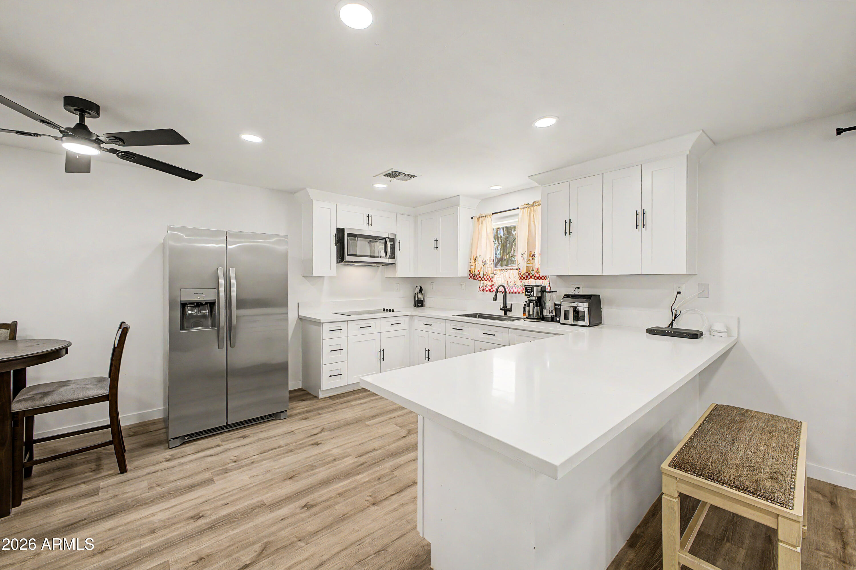 3901 W ELM Street