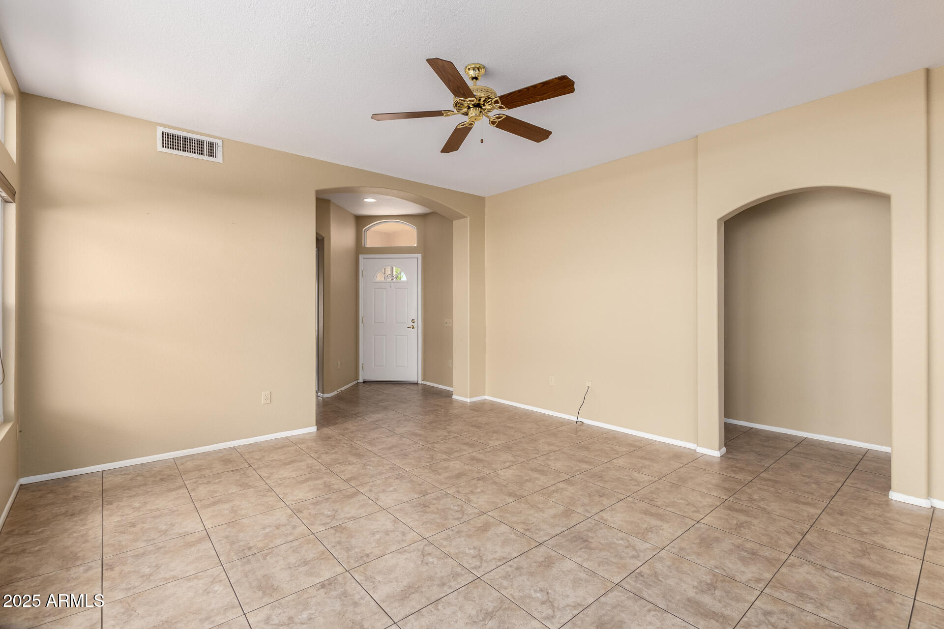 16152 W VISTA NORTH Drive