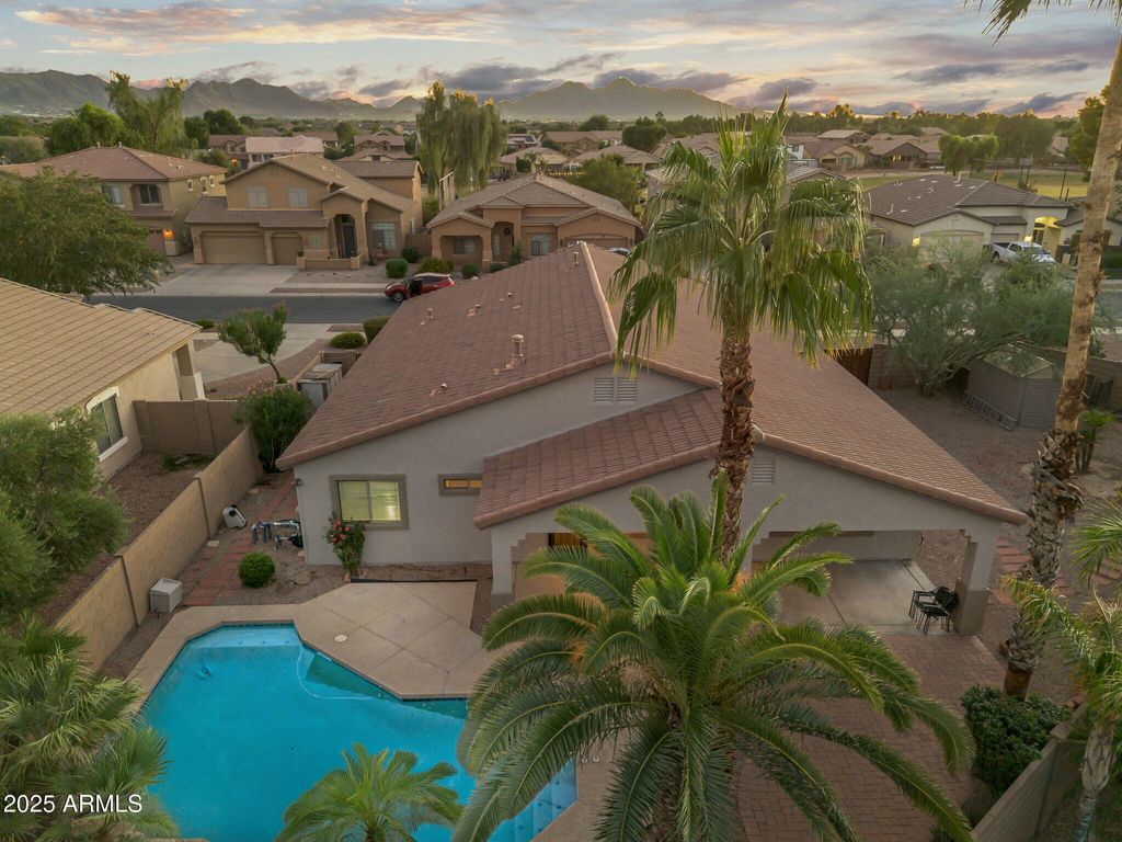Photo of 21388 E Via Del Oro, Queen Creek, AZ 85142 (MLS # 6932174)