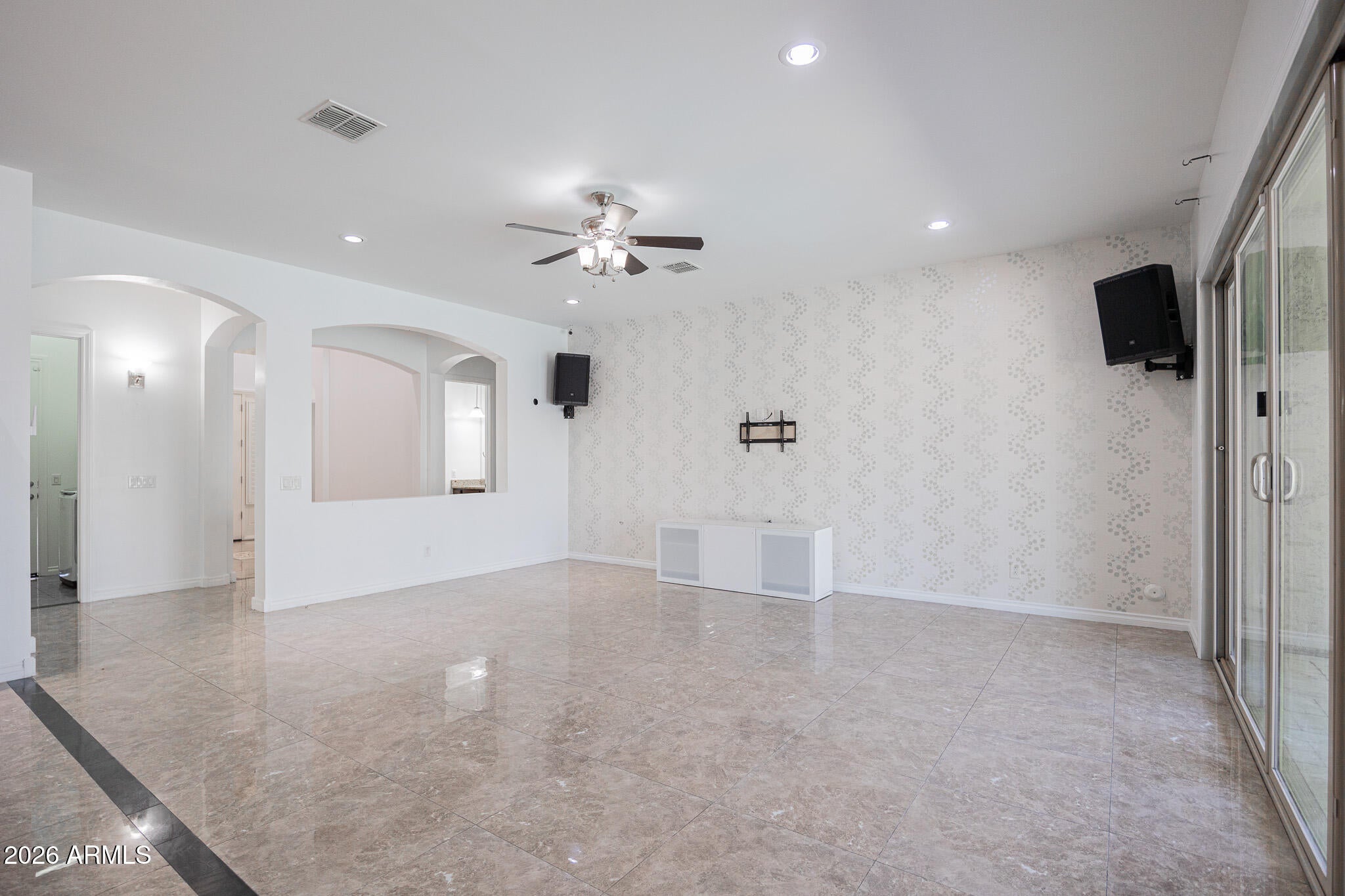 224 E MEAD Drive