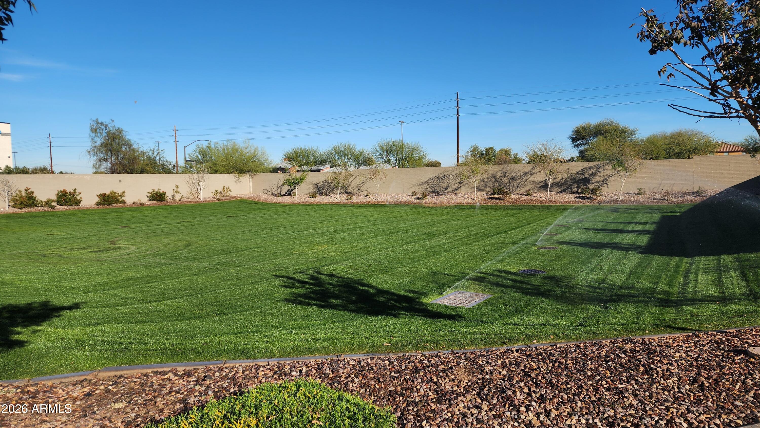 2934 E AUGUSTA Avenue