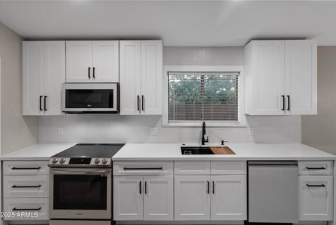 8610 N 68TH Lane Peoria AZ 85345