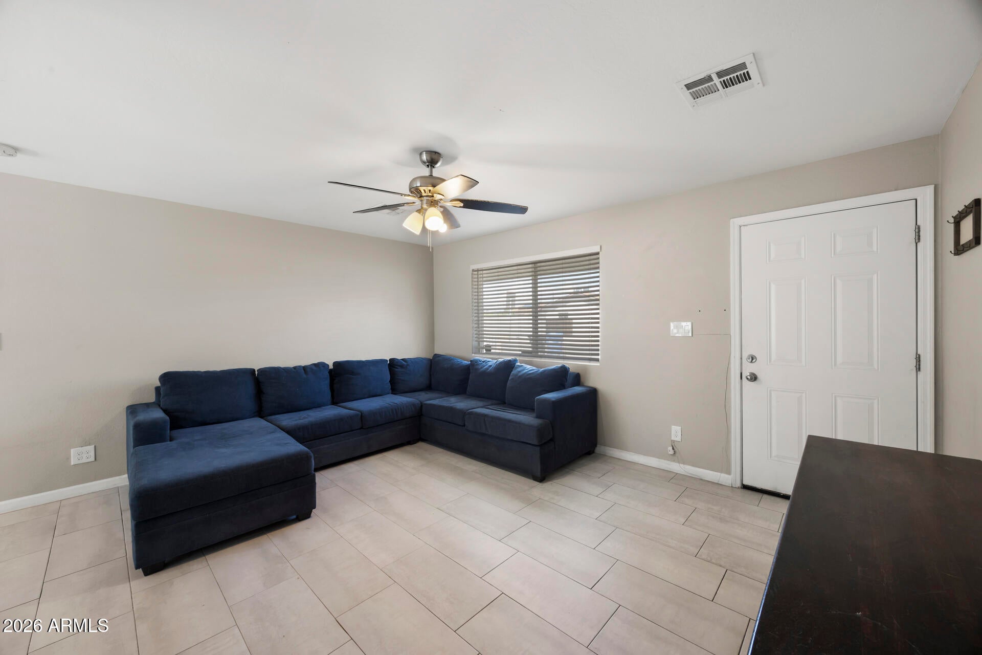 1835 W BEHREND Drive