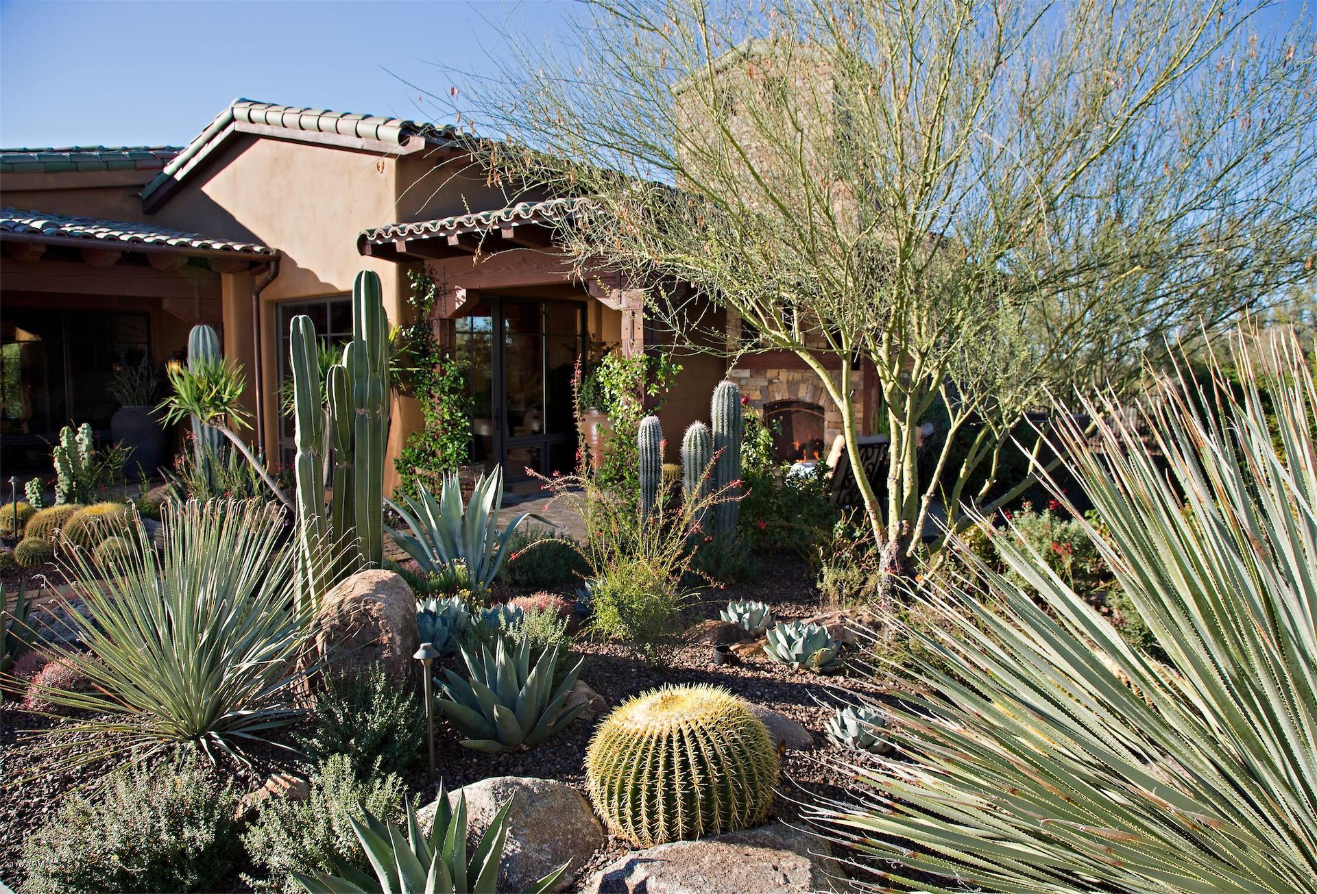 Whisper Rock - Residential