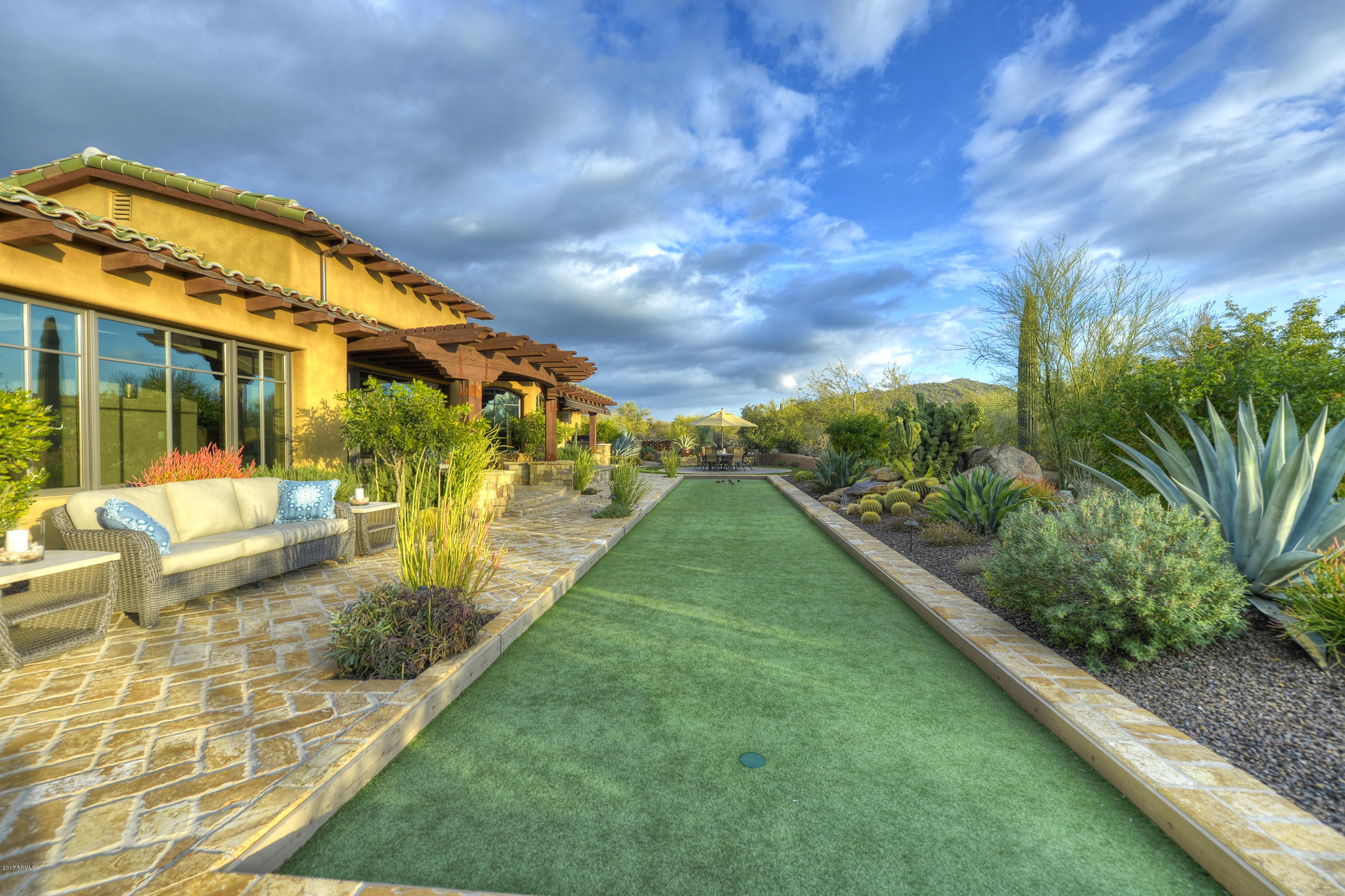 Whisper Rock - Residential