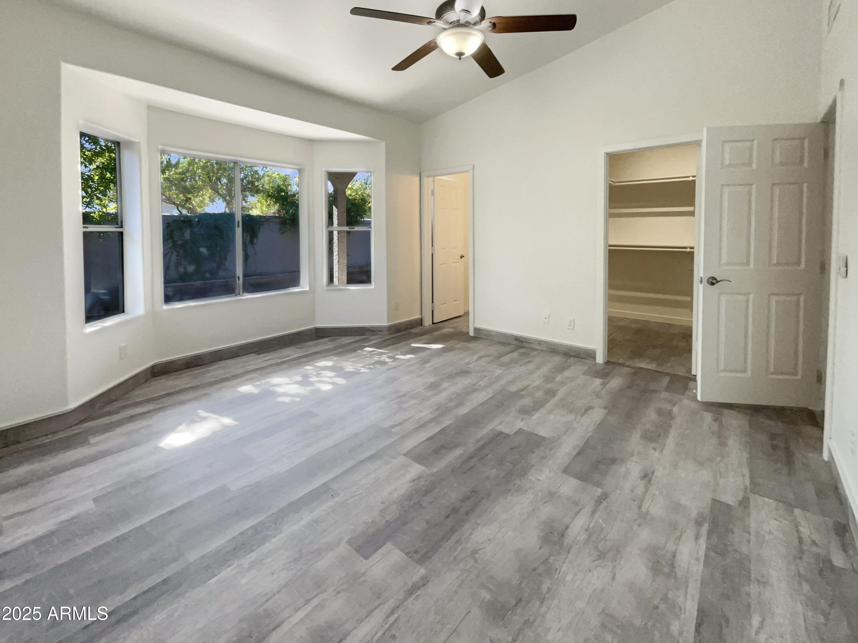 1901 E MARQUETTE Drive