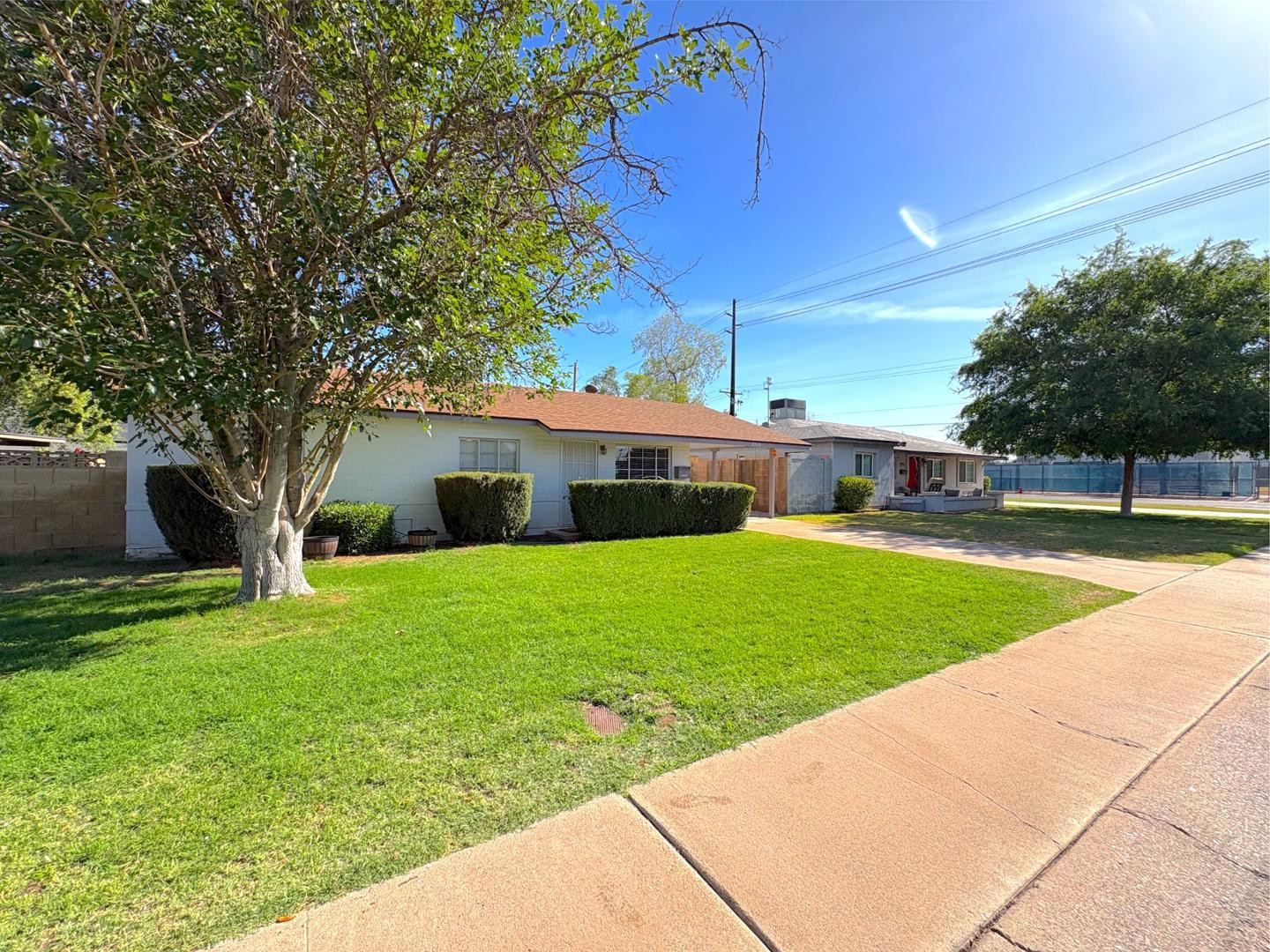 2538 E Coolidge Street