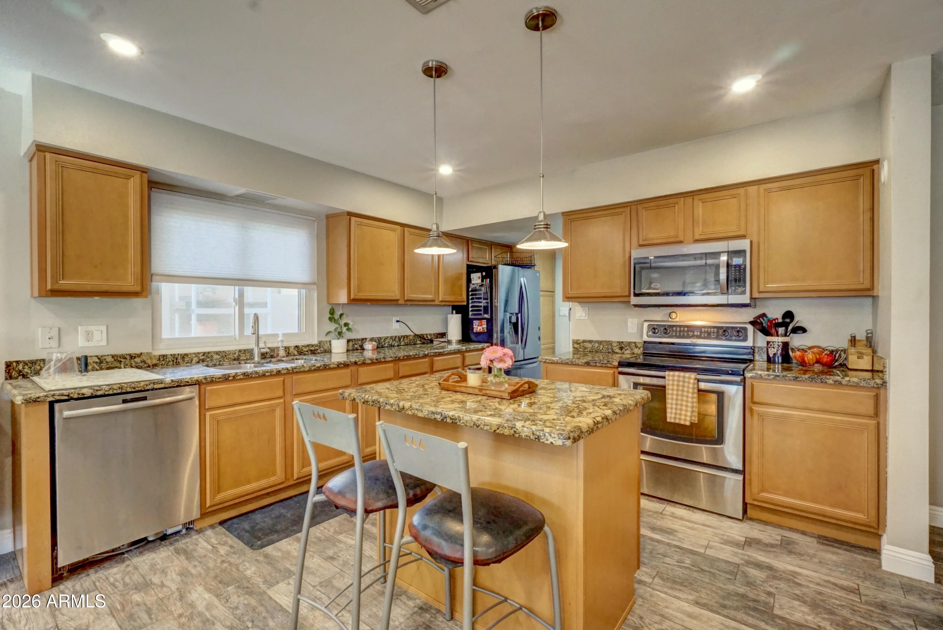 2749 E SYLVIA Street