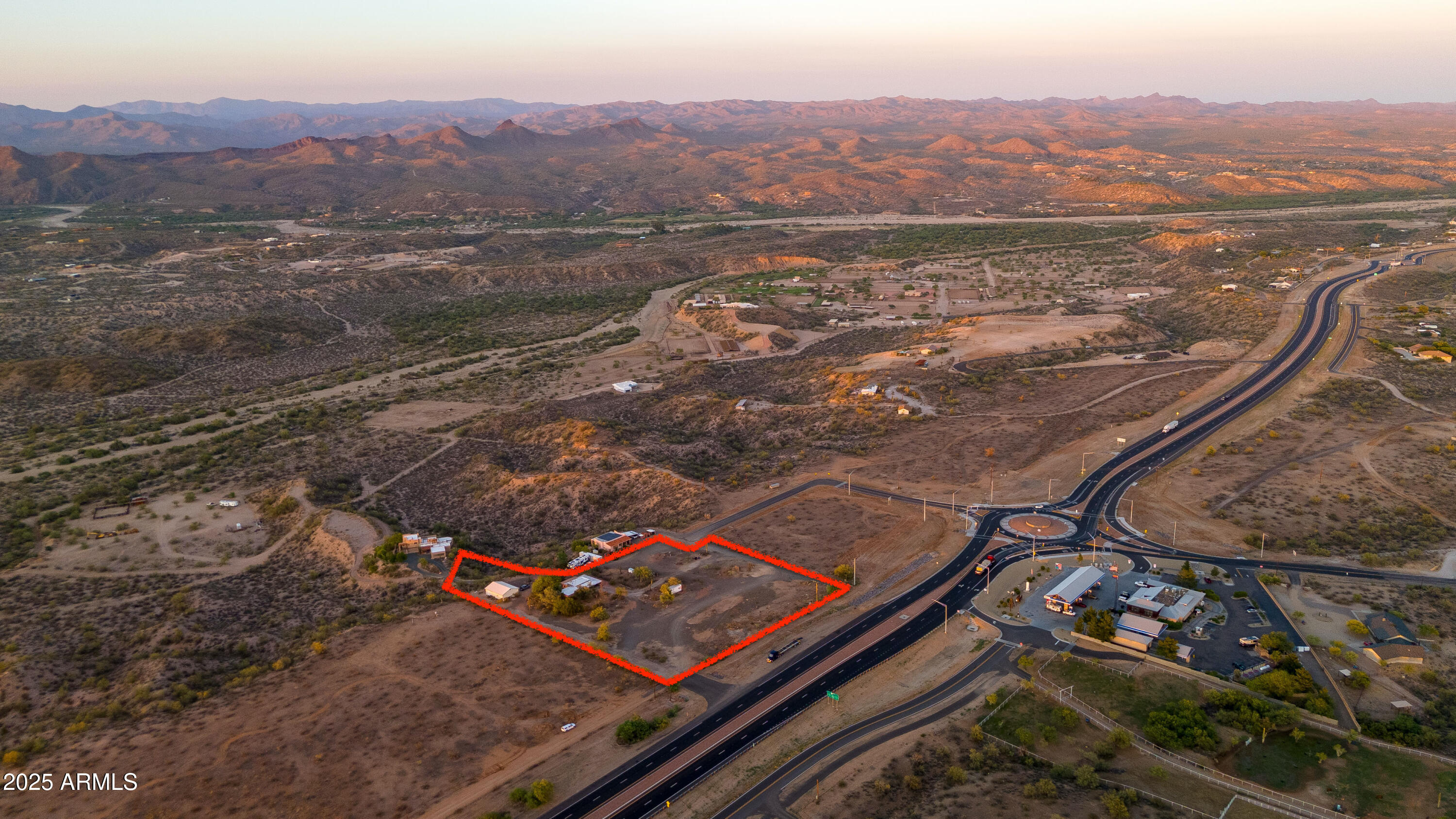 2315 N US HIGHWAY 93 --