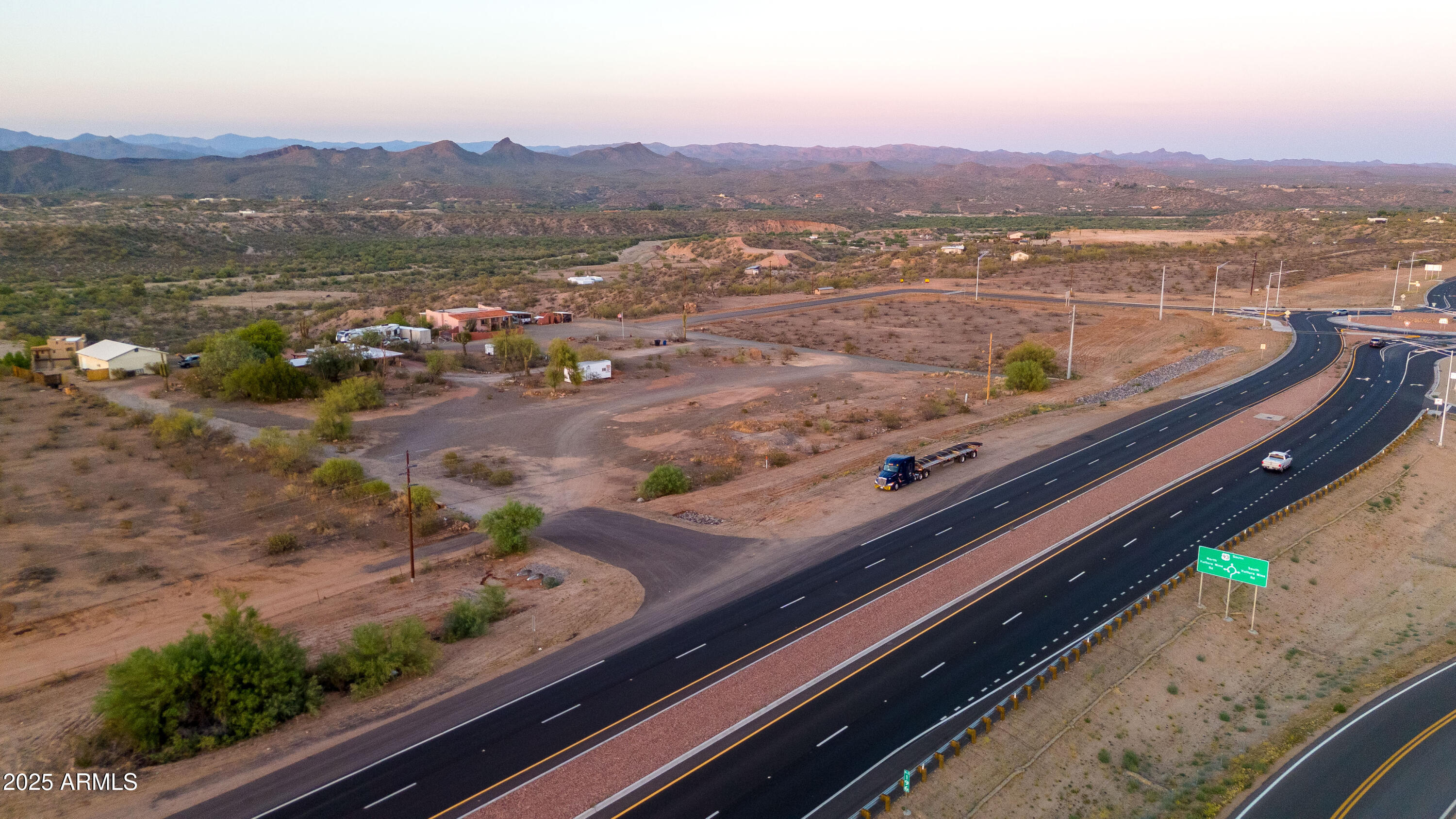 2315 N US HIGHWAY 93 --
