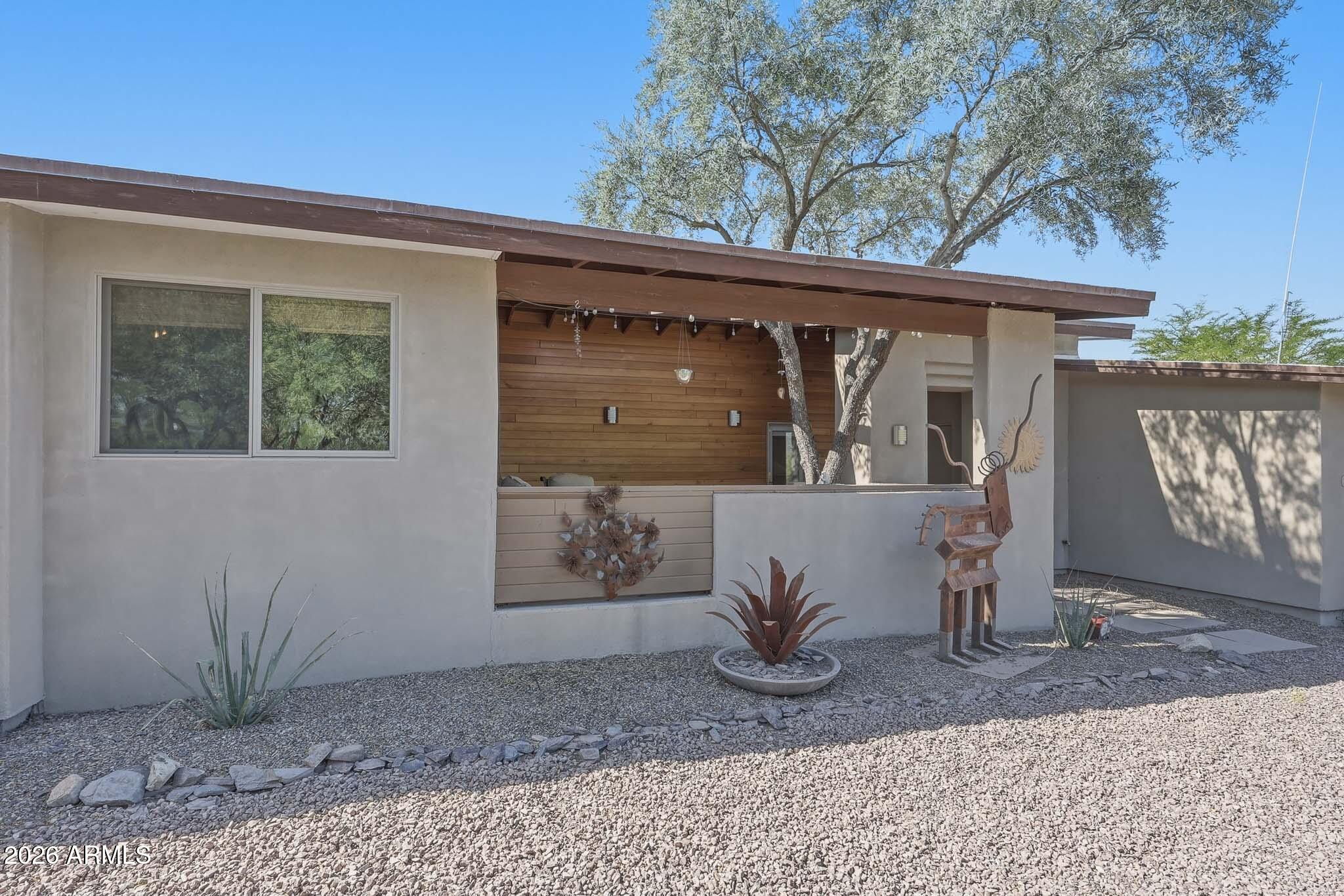 6019 E BLUE RIDGE Drive