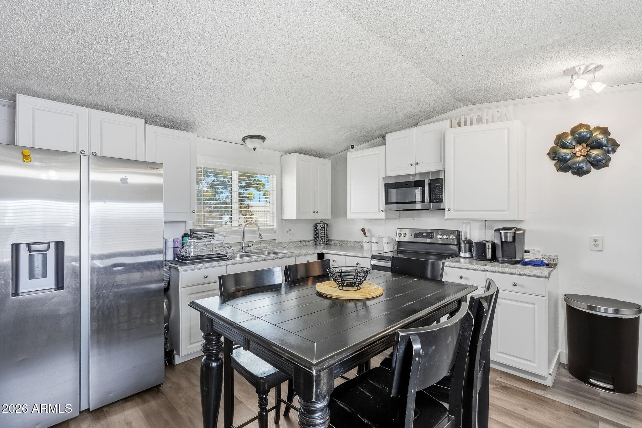 300 W Lower Buckeye Road 84
