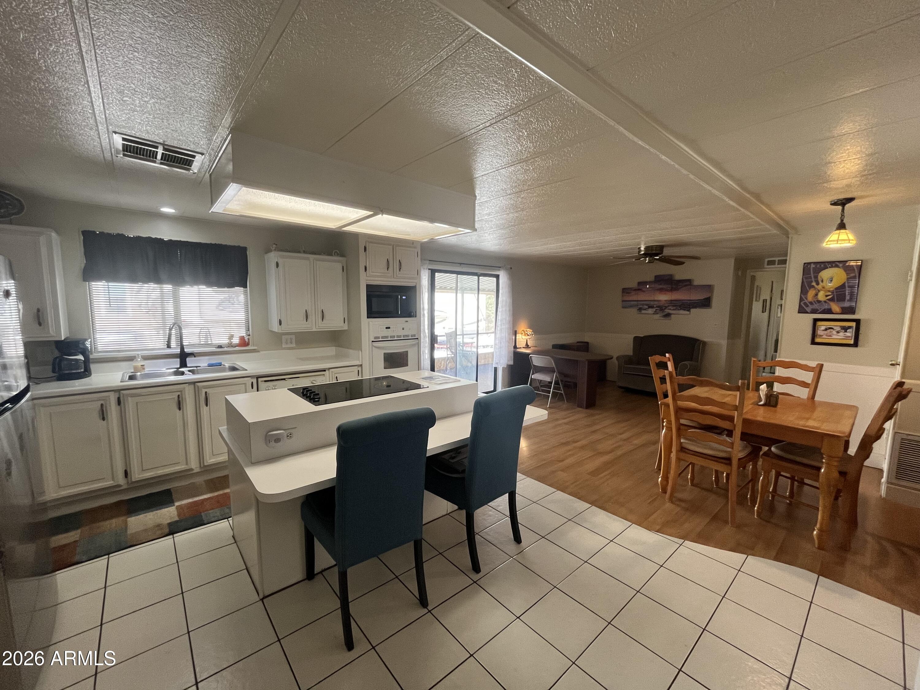 Casa Del Sol East - Residential